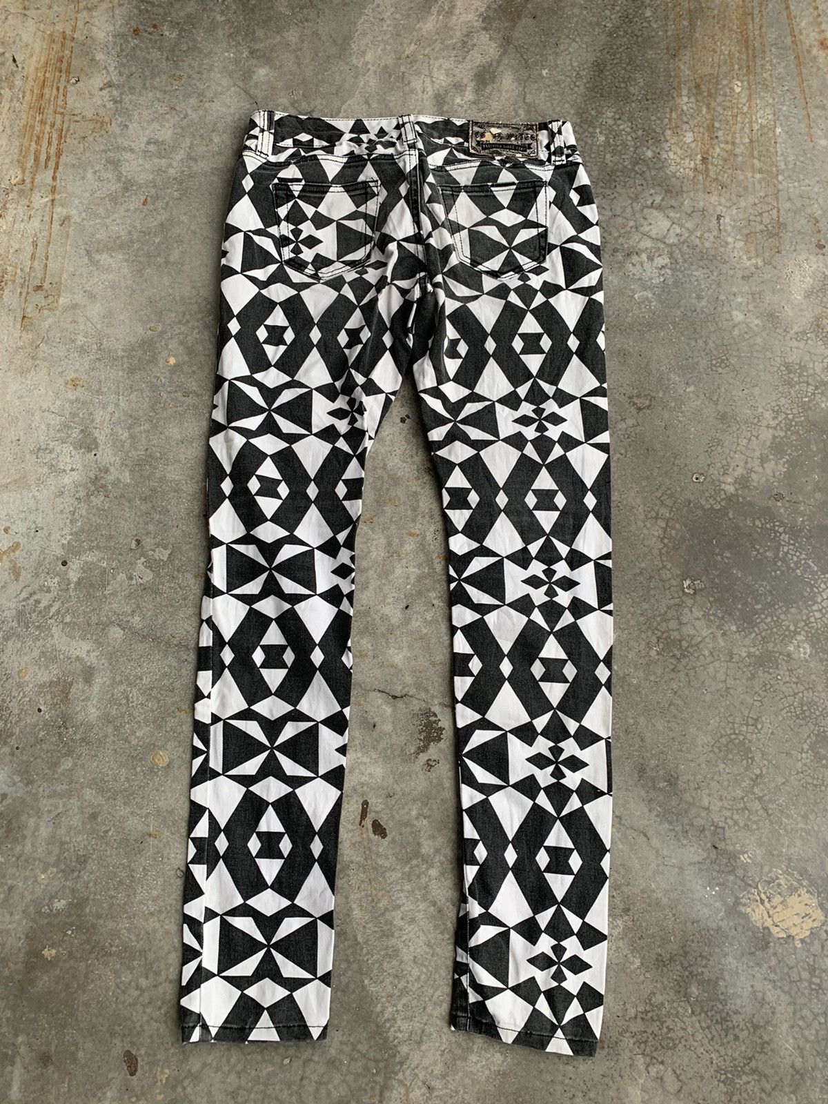 Japanese Brand JapaneseBrand Cecil McBee Full Printed Skinny Fit Pant Size US 28 / EU 44 - 2 Thumbnail
