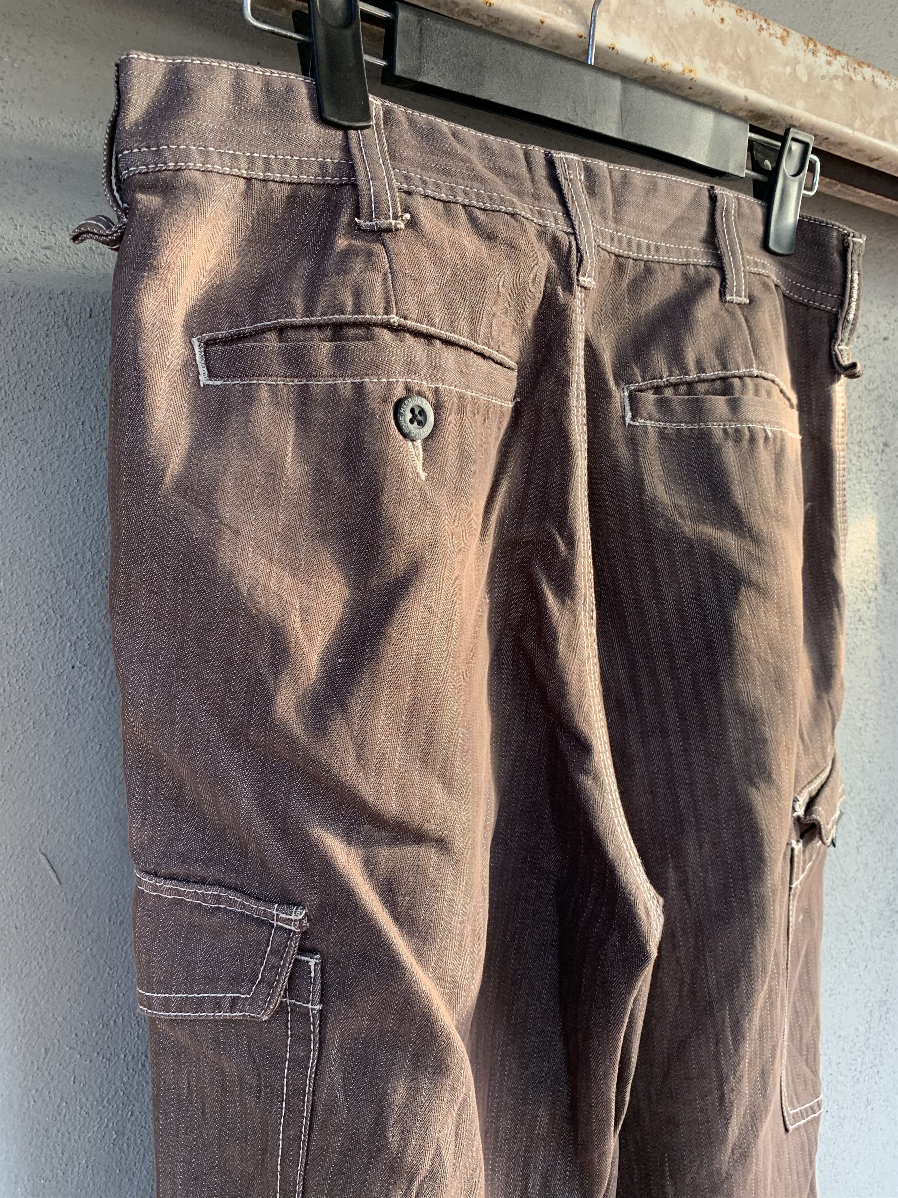 Japanese Brand Cargo Pants Herring Bone Brown Over The Stripes Very Rare Size US 28 / EU 44 - 14 Thumbnail