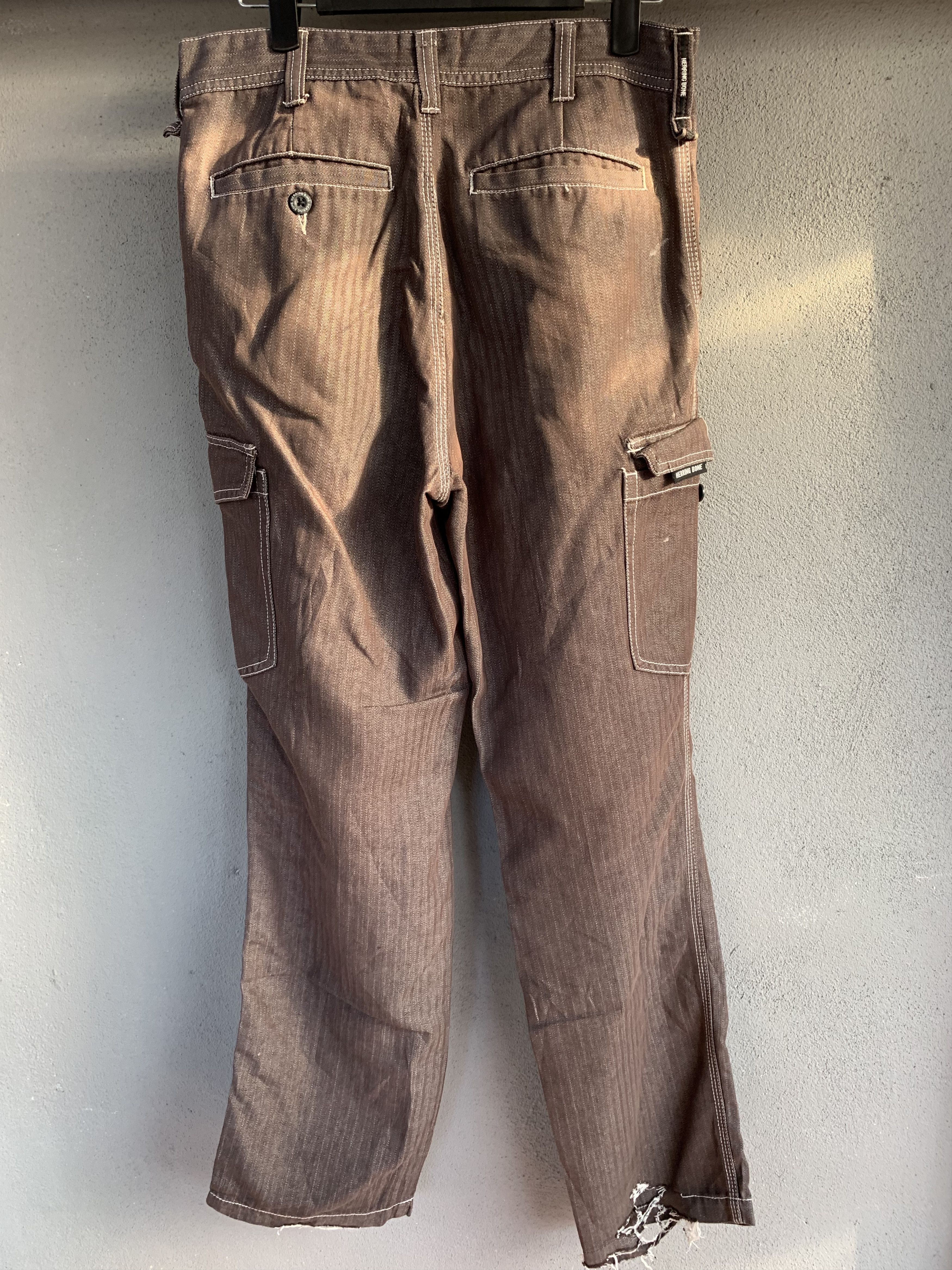 Japanese Brand Cargo Pants Herring Bone Brown Over The Stripes Very Rare Size US 28 / EU 44 - 9 Thumbnail
