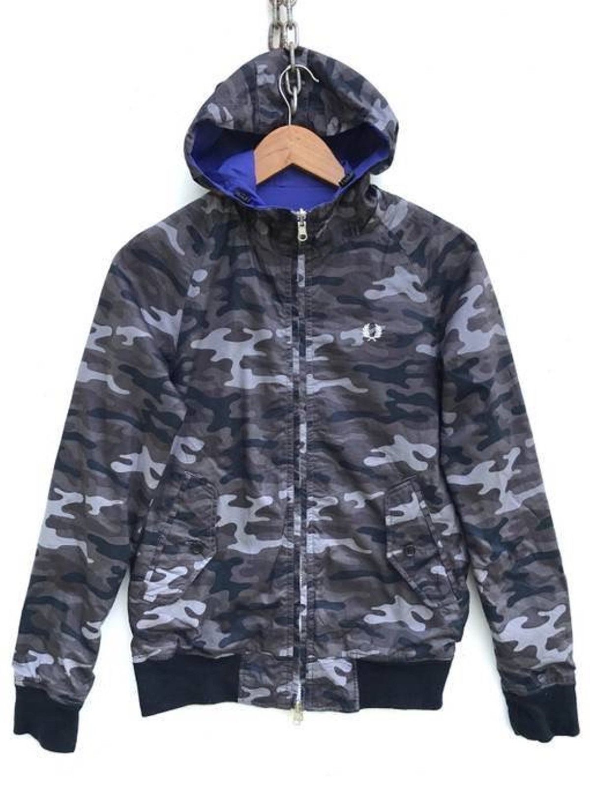 Fred Perry Fred Perry Riversible Camo Hoodie Sweater Japan Streetwear Size US S / EU 44-46 / 1 - 1 Thumbnail