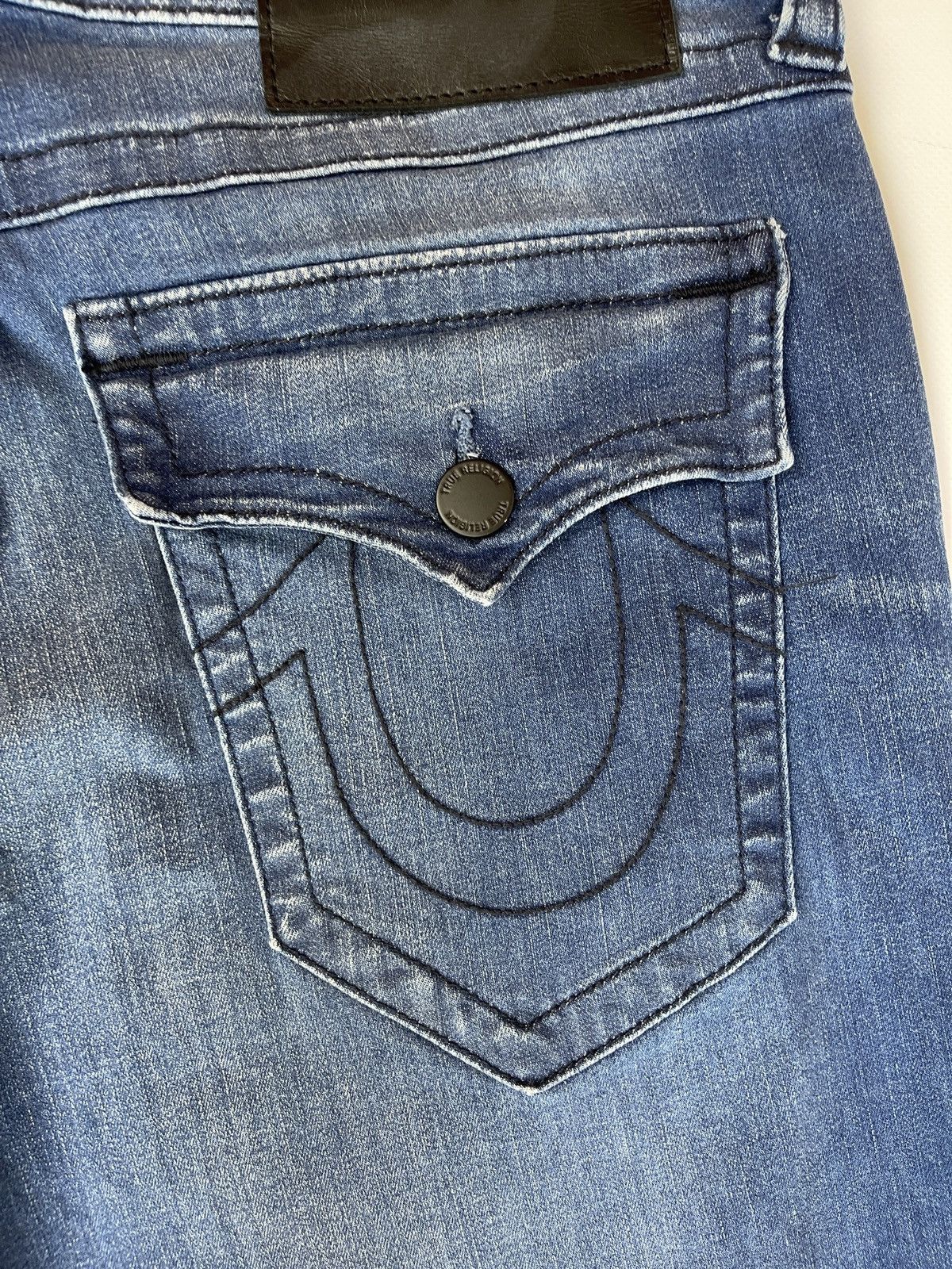 True Religion True Religion relaxed straight Ricky flap sn denim jeans Size US 34 / EU 50 - 13 Thumbnail