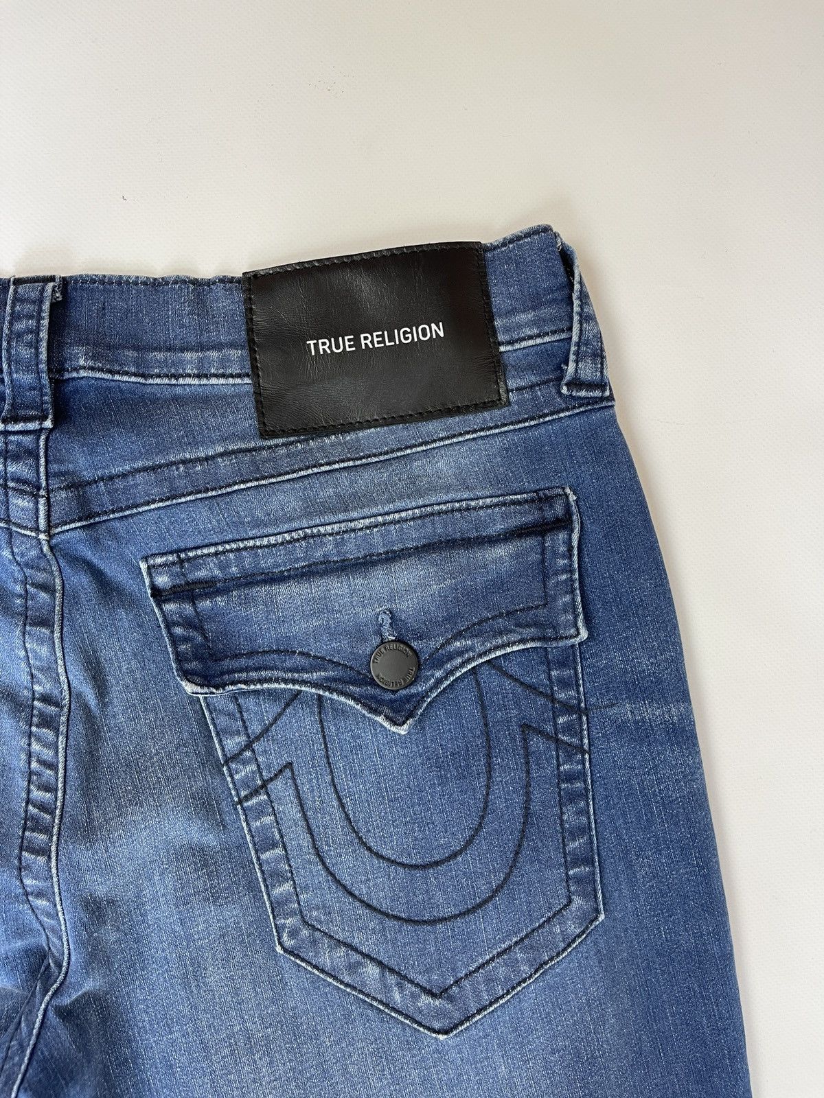 True Religion True Religion relaxed straight Ricky flap sn denim jeans Size US 34 / EU 50 - 10 Thumbnail