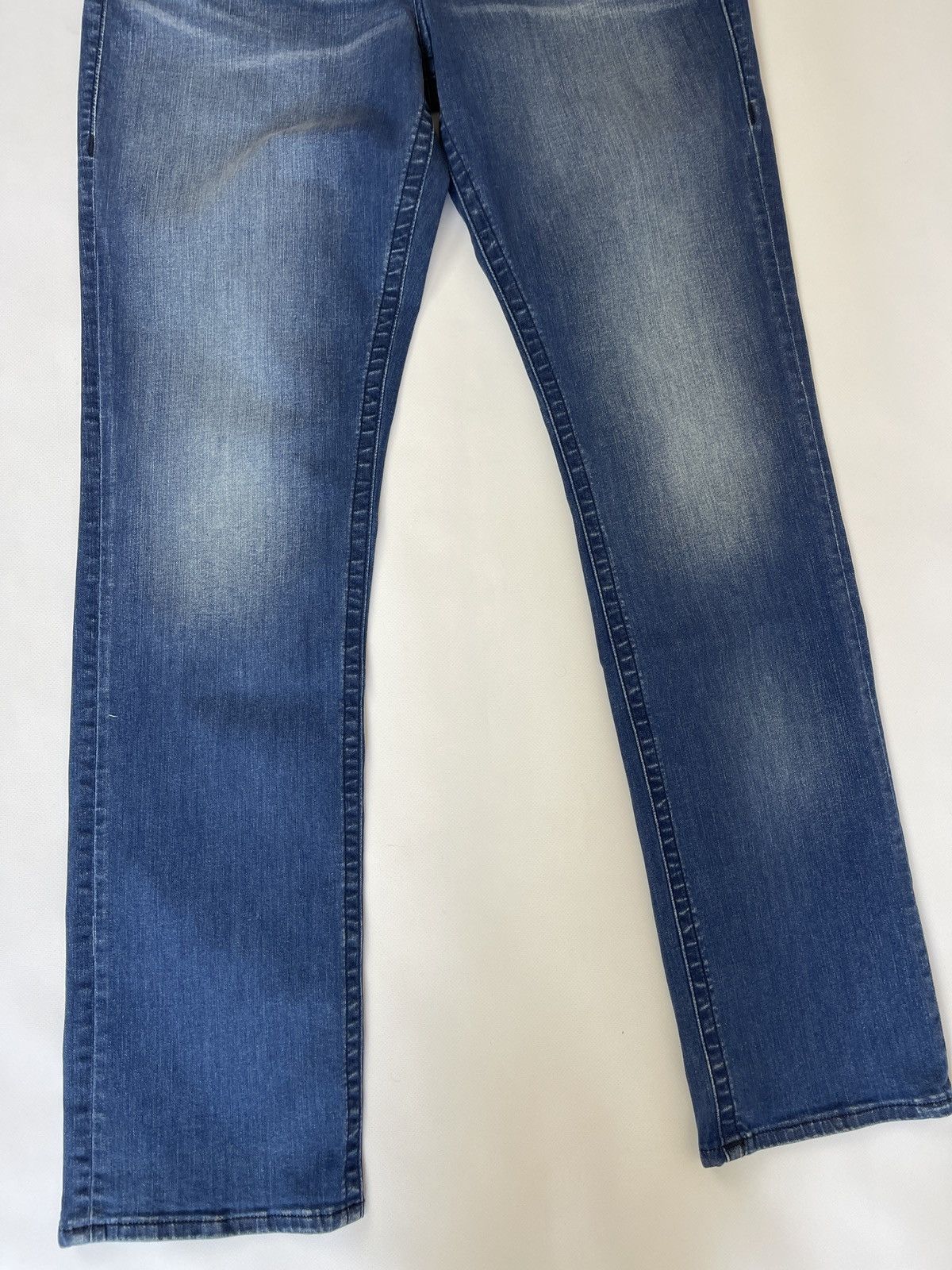 True Religion True Religion relaxed straight Ricky flap sn denim jeans Size US 34 / EU 50 - 15 Thumbnail