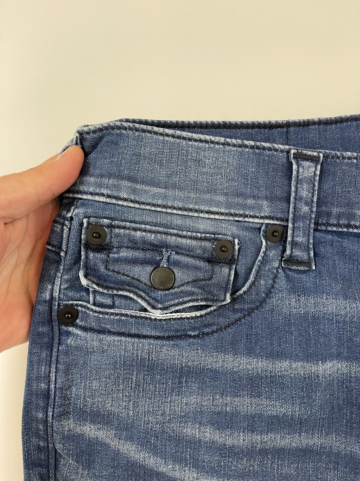 True Religion True Religion relaxed straight Ricky flap sn denim jeans Size US 34 / EU 50 - 17 Thumbnail