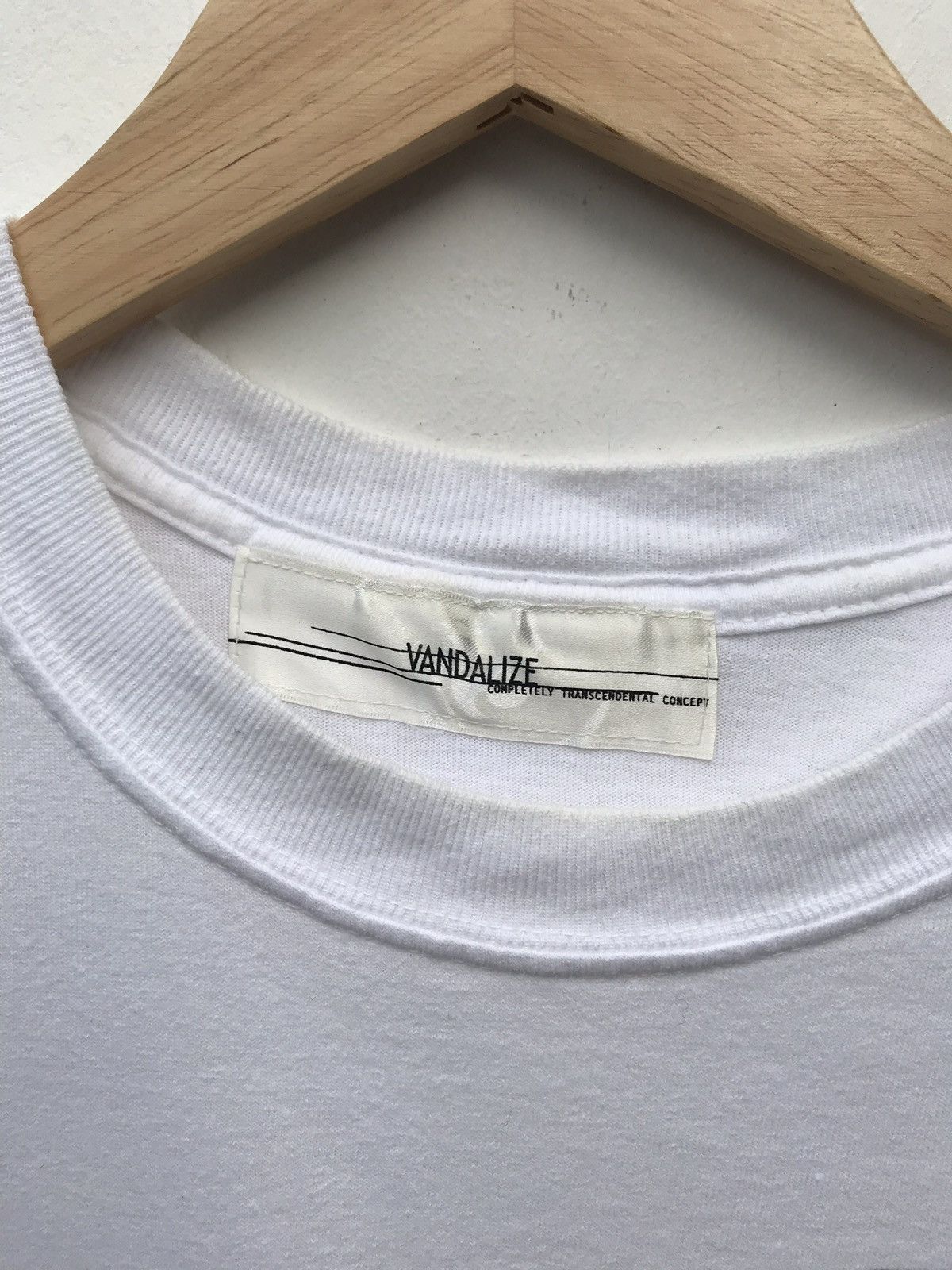 Vandalize Vandalize Japan Streetwear Tee Size US L / EU 52-54 / 3 - 3 Thumbnail