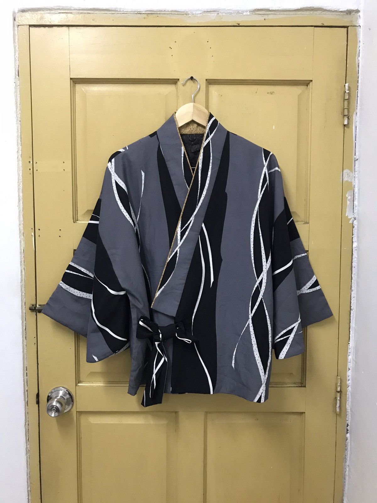 Japanese Brand Nice❗️Unknown Striped Kimono Made in Japan Size US M / EU 48-50 / 2 - 1 Thumbnail
