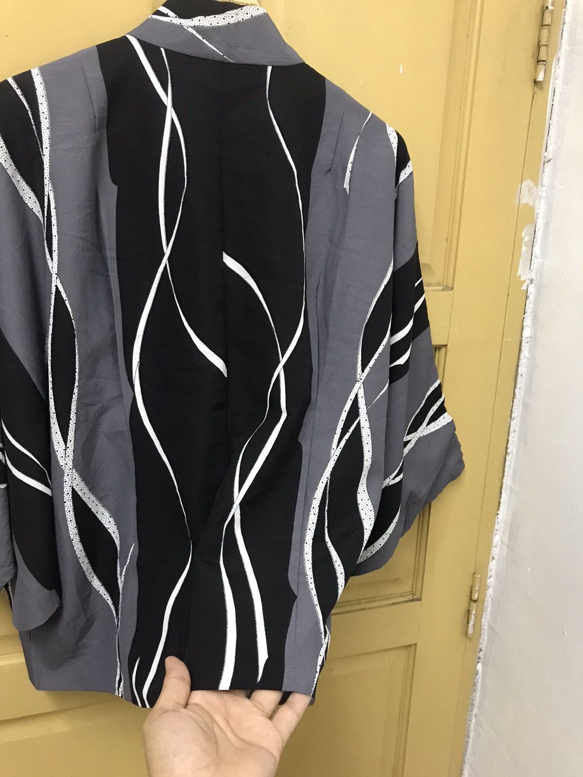 Japanese Brand Nice❗️Unknown Striped Kimono Made in Japan Size US M / EU 48-50 / 2 - 18 Thumbnail