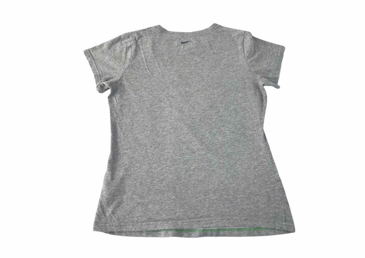 Nike Nike Dri-fit Slim Fit Tee Paint Splash Swoosh Logo Size L / US 10 / IT 46 - 6 Thumbnail