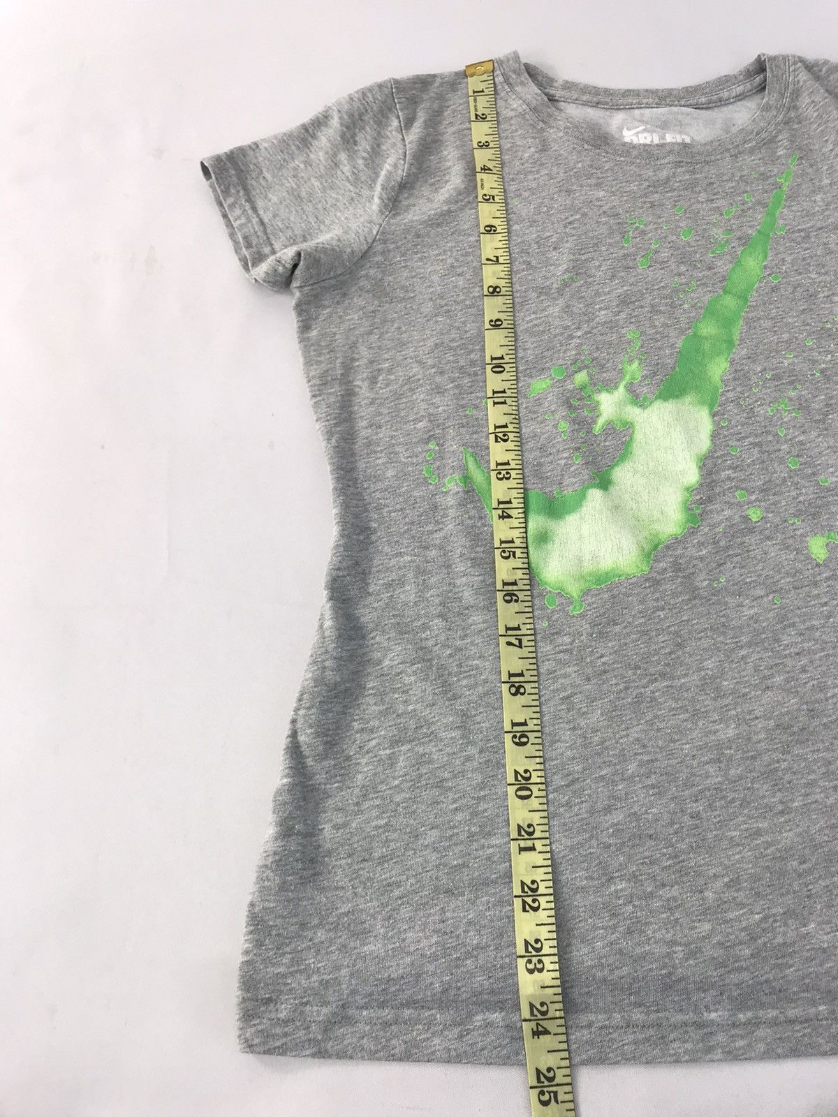 Nike Nike Dri-fit Slim Fit Tee Paint Splash Swoosh Logo Size L / US 10 / IT 46 - 8 Thumbnail