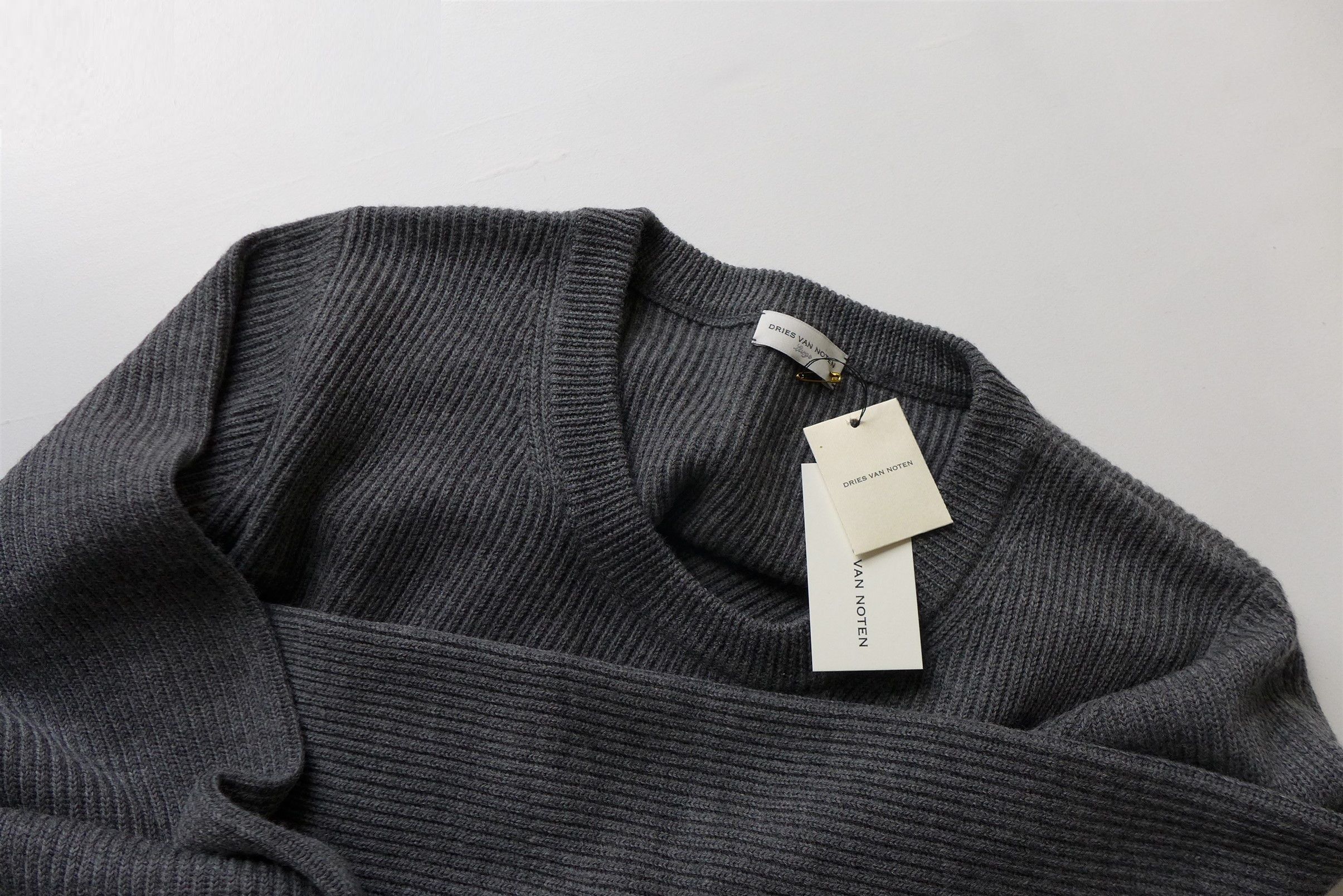 Dries Van Noten Dries Van Noten Tillman Sweater - Anthracite Merino Wool Size US L / EU 52-54 / 3 - 8 Thumbnail