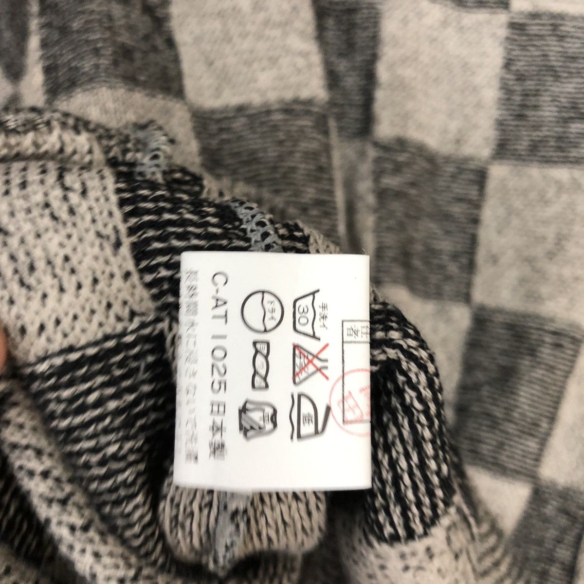 Homespun Knitwear DL MapleSugar checkered cardigan Grey Knitwear #5530 Size US S / EU 44-46 / 1 - 13 Thumbnail