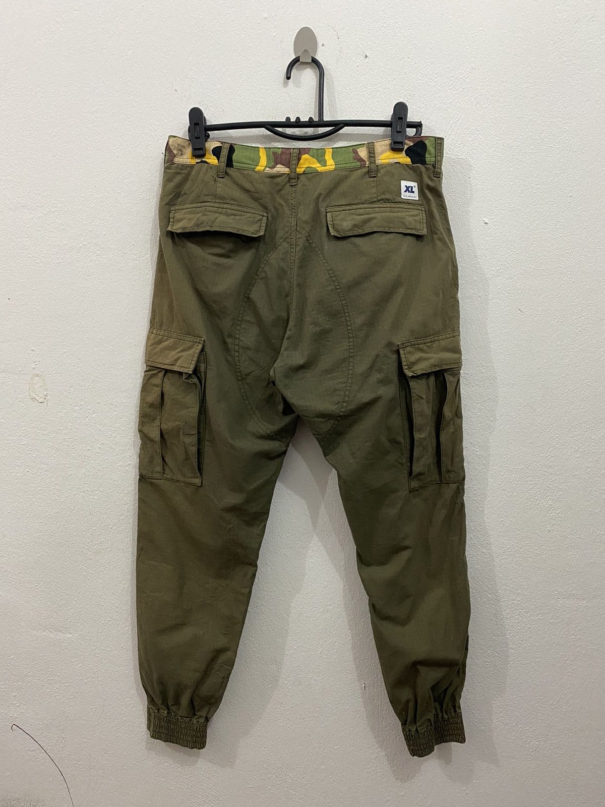 Xlarge XLARGE LOS ANGELES CARGO SWEATPANT NICE DESIGN Size US 32 / EU 48 - 3 Thumbnail