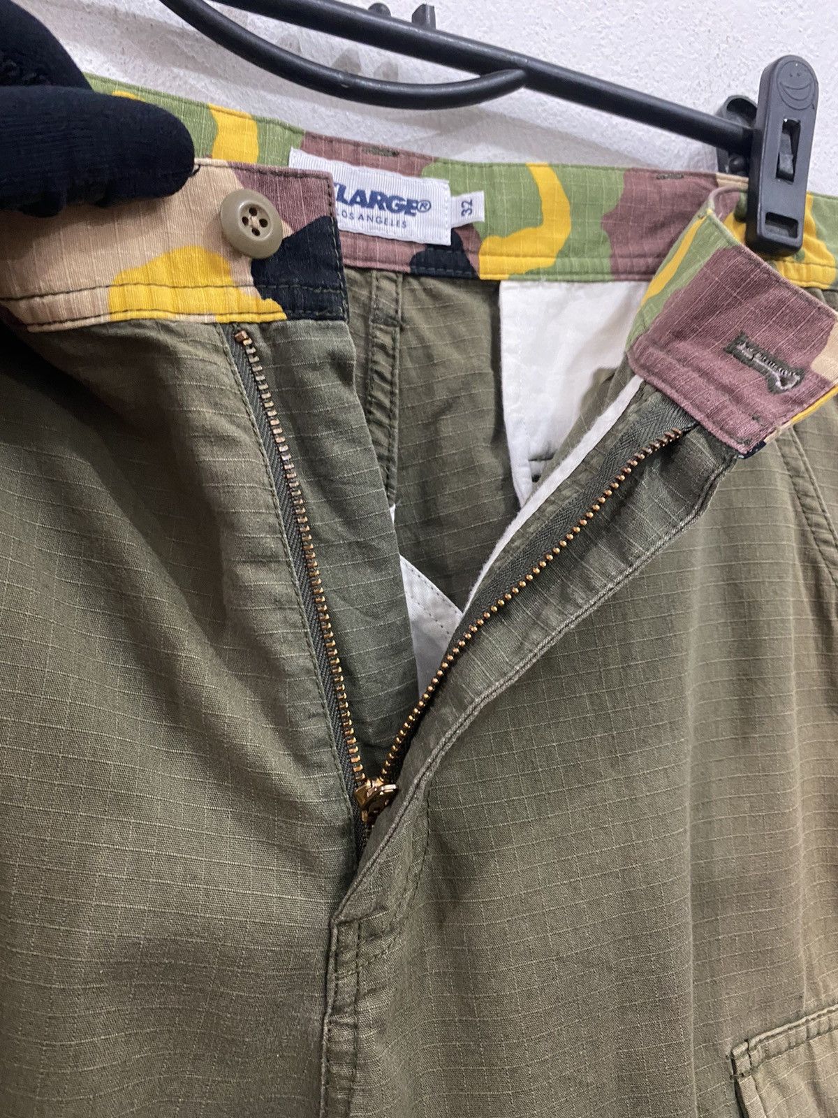 Xlarge XLARGE LOS ANGELES CARGO SWEATPANT NICE DESIGN Size US 32 / EU 48 - 8 Thumbnail