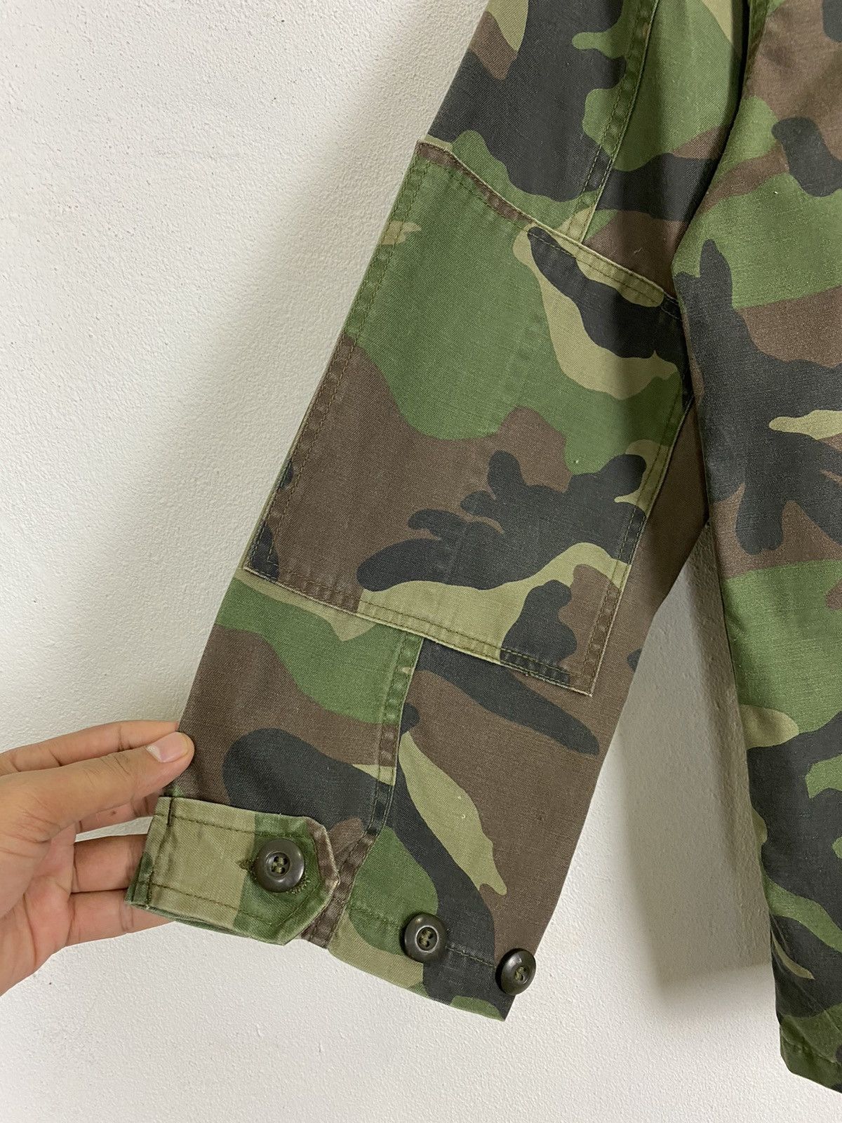 Vintage Vintage U.S. Army Military Camo Jacket Size US S / EU 44-46 / 1 - 7 Thumbnail
