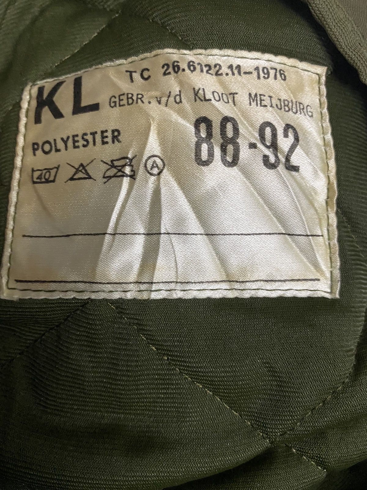 Vintage Vintage Quilted lining inner military jacket Size US M / EU 48-50 / 2 - 6 Thumbnail