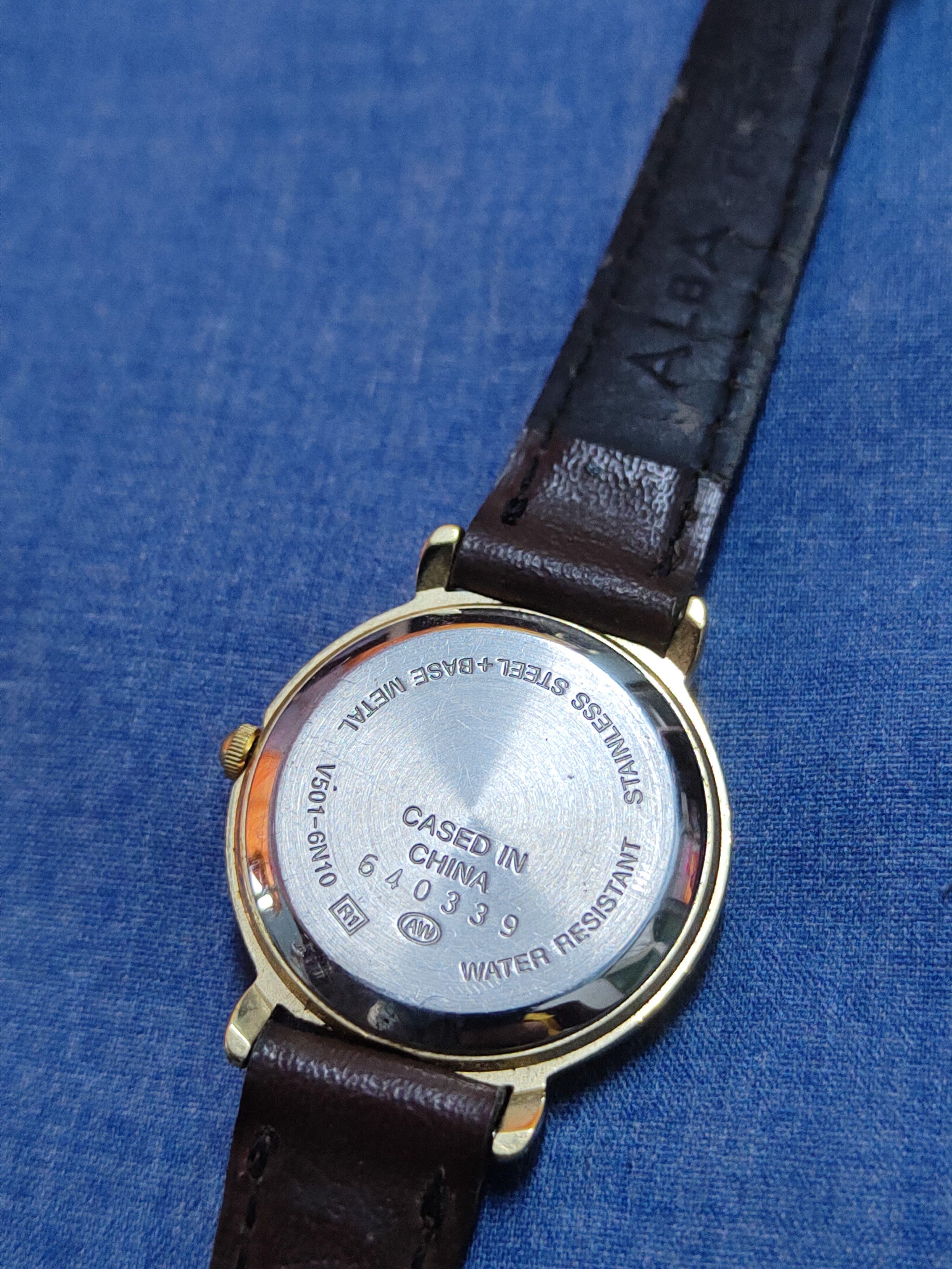 ALBA × Mickey Mouse × Vintage Alba Analog-Mickey Mouse Brown vintage Watch #J048S Size ONE SIZE - 10 Thumbnail