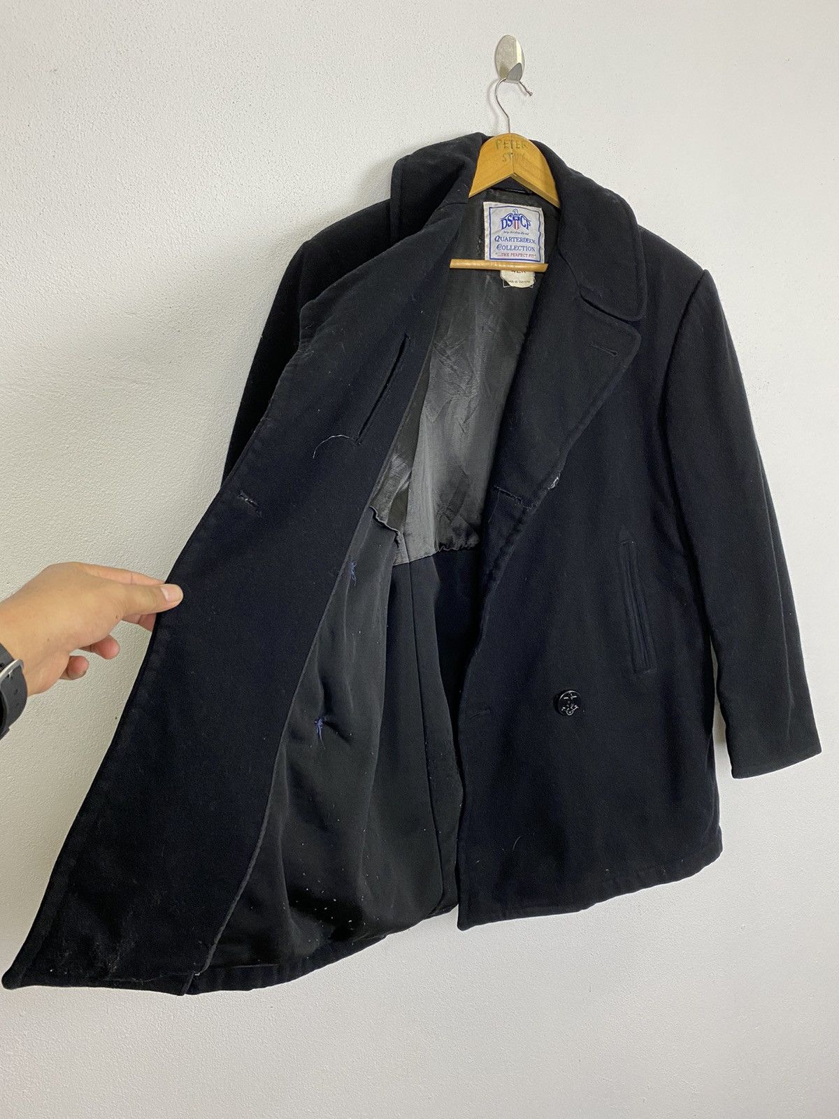 Vintage GK146 VINTAGE DSCP NAVY DOUBLE BREAST PEA COAT Size US M / EU 48-50 / 2 - 4 Thumbnail