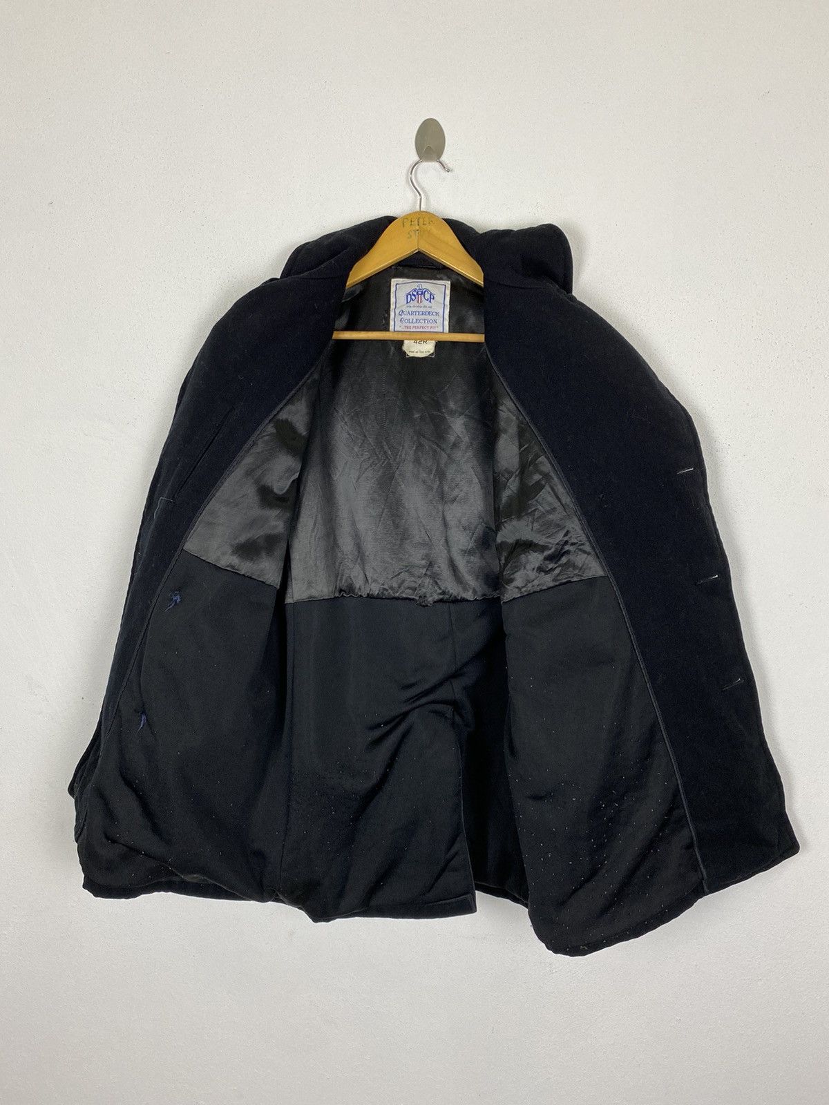 Vintage GK146 VINTAGE DSCP NAVY DOUBLE BREAST PEA COAT Size US M / EU 48-50 / 2 - 5 Thumbnail