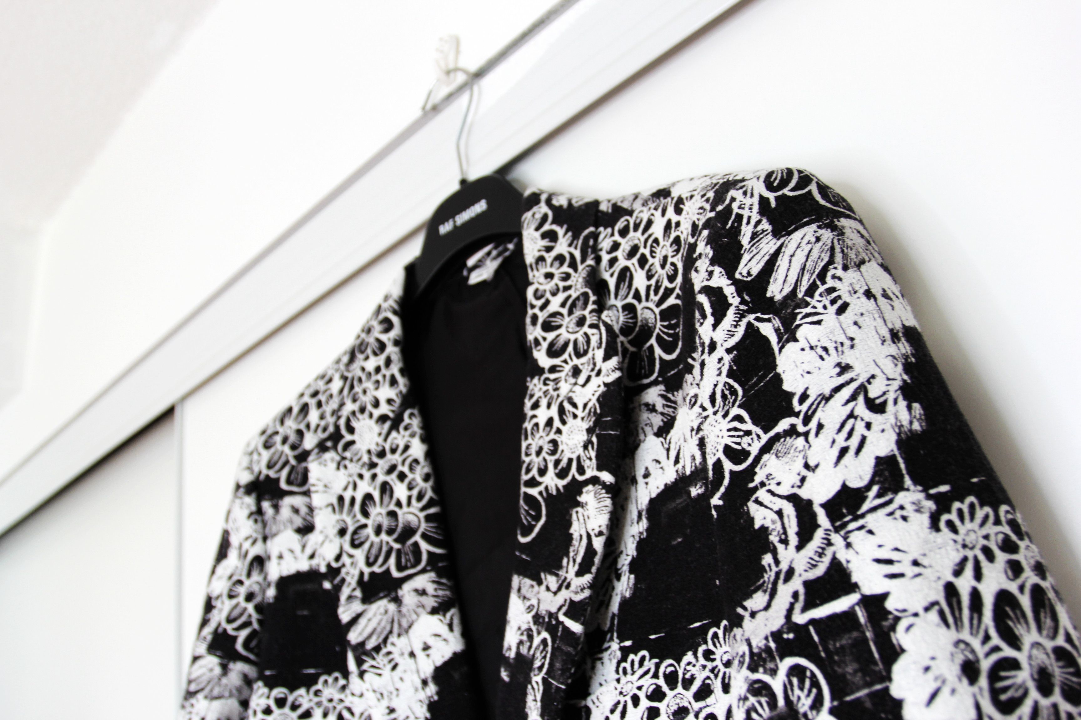 Comme des Garcons Homme Plus BNWT SS22 COMME DES GARCONS HOMME PLUS FLORAL PRINT JACKET L Size US L / EU 52-54 / 3 - 5 Thumbnail