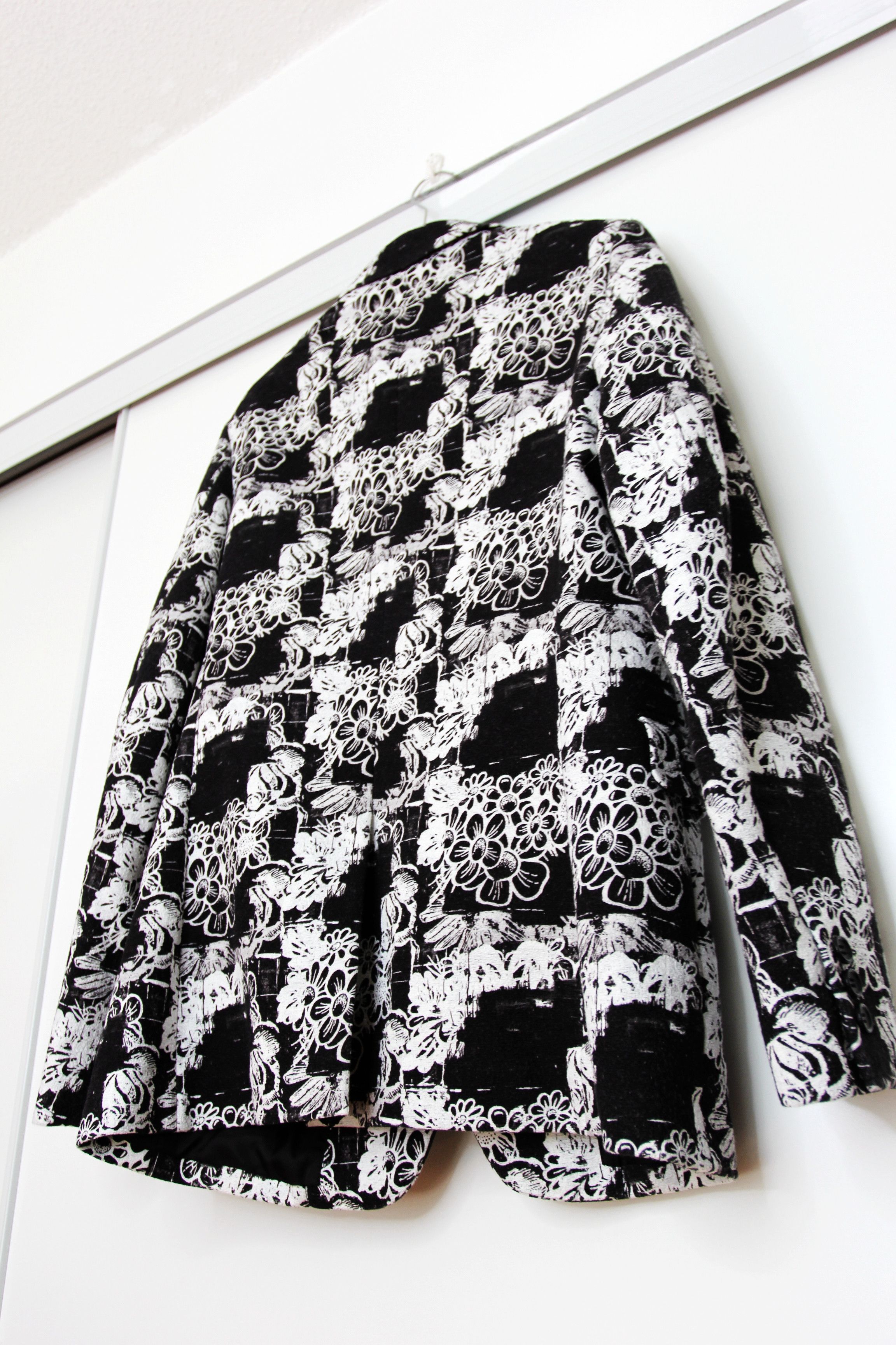 Comme des Garcons Homme Plus BNWT SS22 COMME DES GARCONS HOMME PLUS FLORAL PRINT JACKET L Size US L / EU 52-54 / 3 - 8 Thumbnail