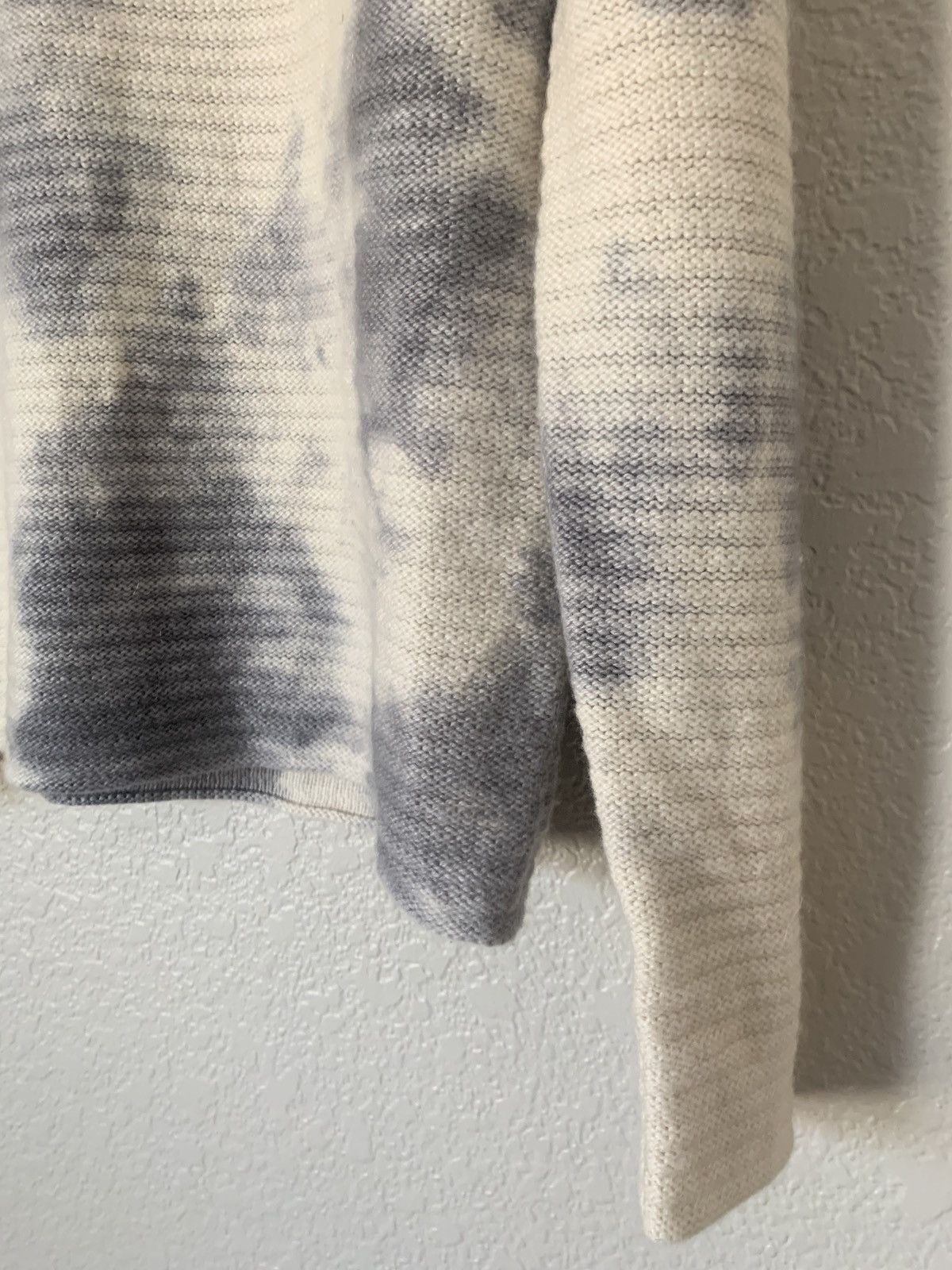 The Elder Statesman $1200 Cashmere Tie-Dye Mock Neck Pullover Sweater Size US L / EU 52-54 / 3 - 3 Thumbnail