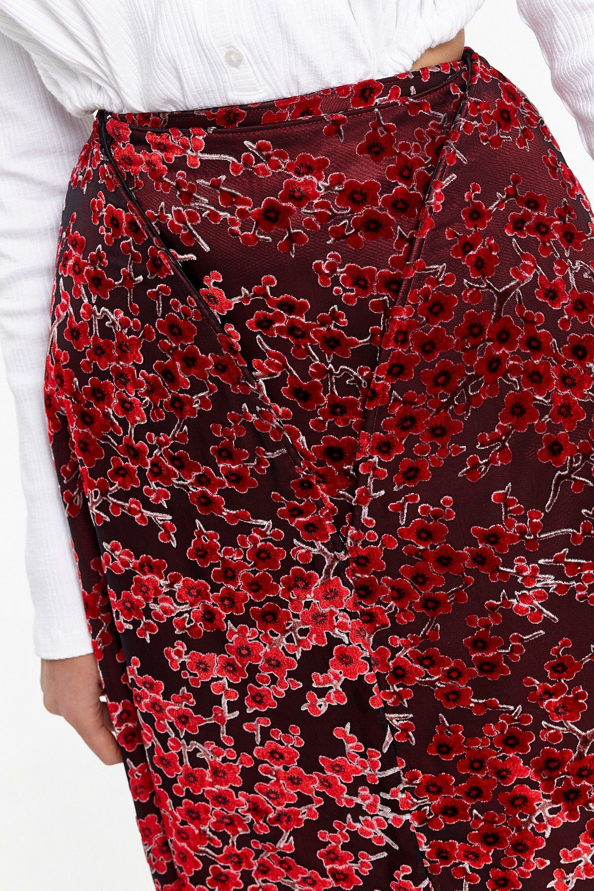 Y/Project BNWT AW20 Y/PROJECT EMBROIDERED FLORAL MAXI SKIRT 38 Size 26" / US 2 / IT 38 - 17 Thumbnail