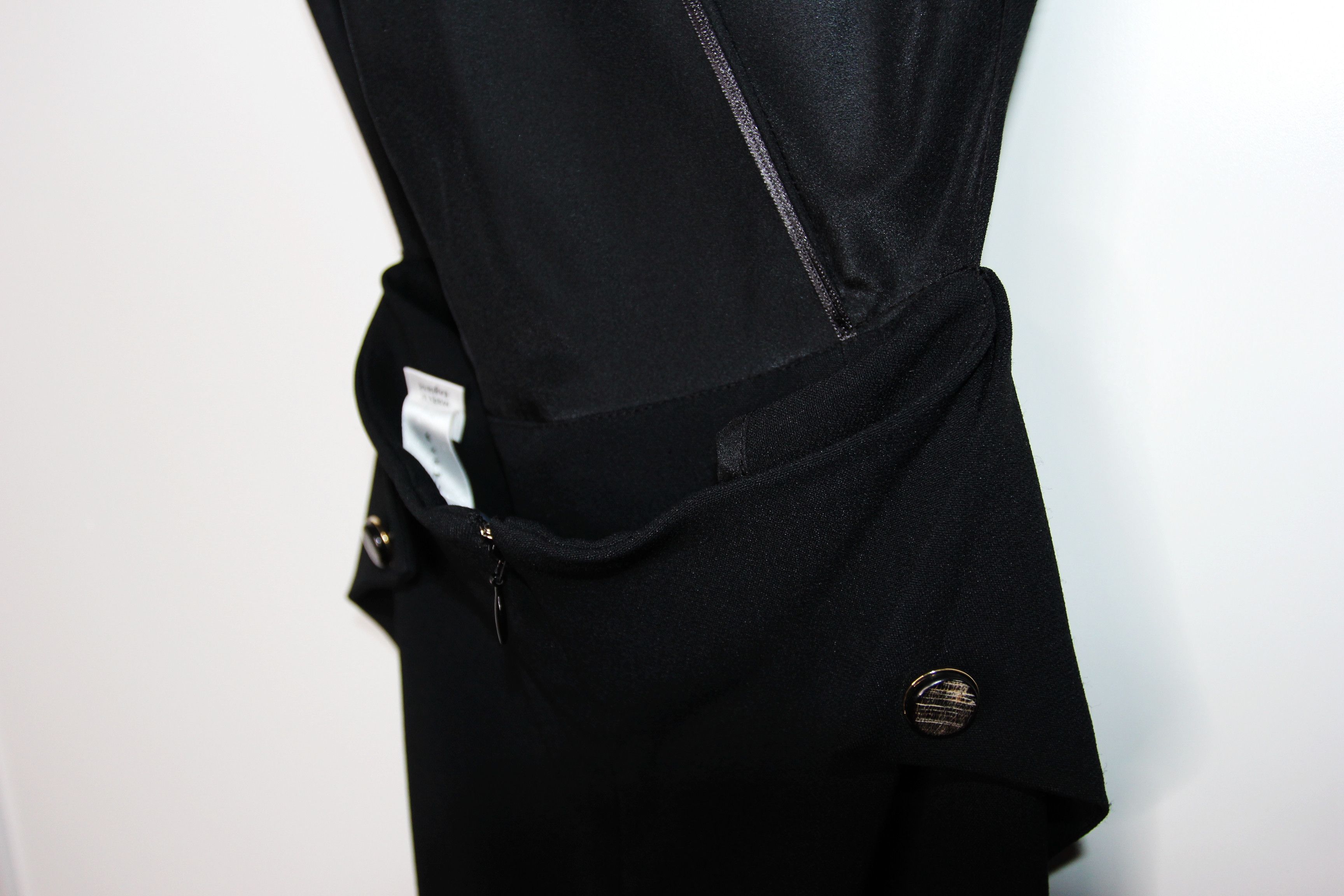 Victoria Beckham BNWT SS20 VICTORIA BECKHAM CUTOUT HALTERNECK DRESS 44 Size M / US 6-8 / IT 42-44 - 8 Thumbnail