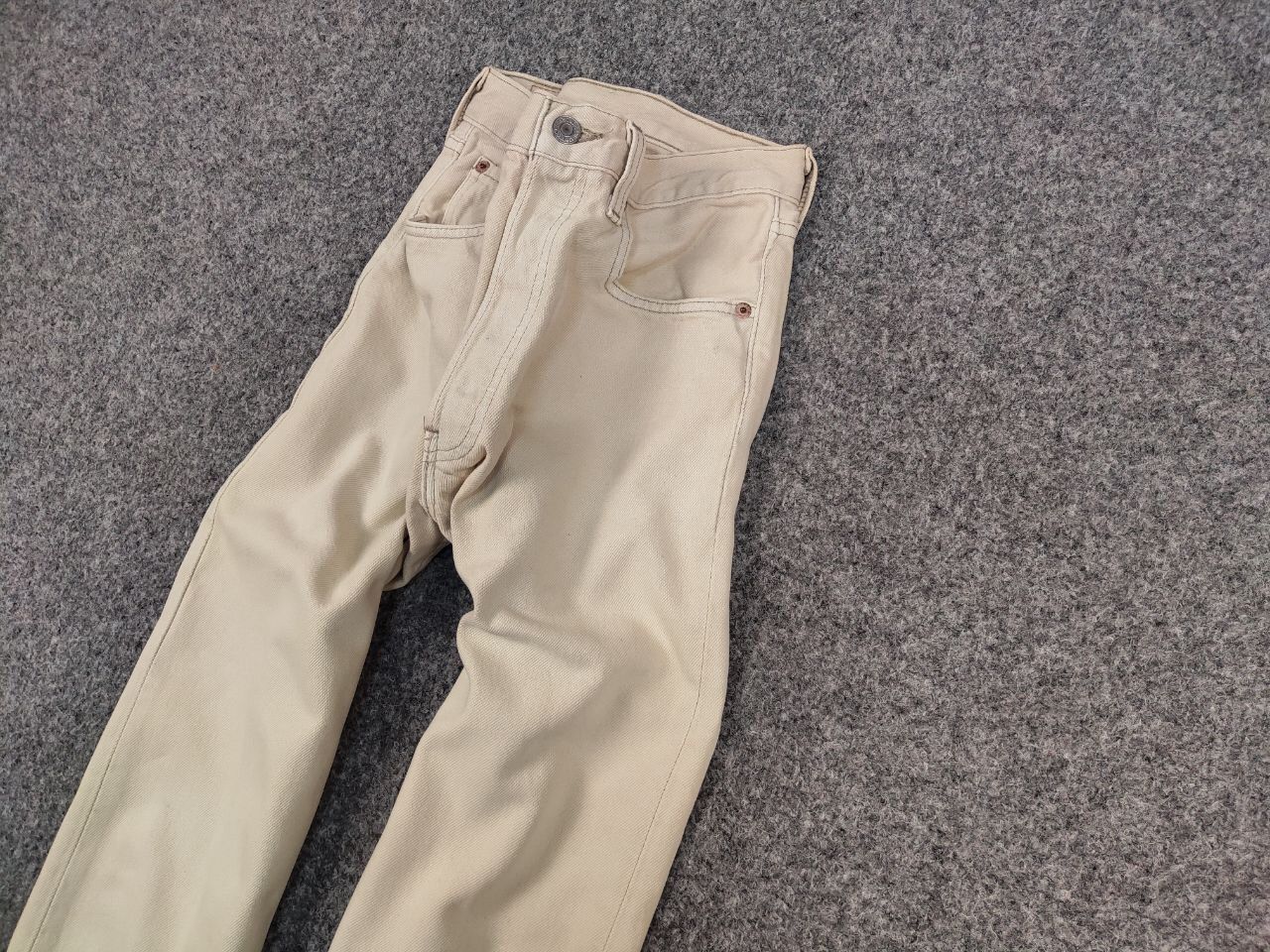 Levi's Vintage 90's levis 501 Beige faded Denim Jeans made in usa Size US 31 - 4 Thumbnail