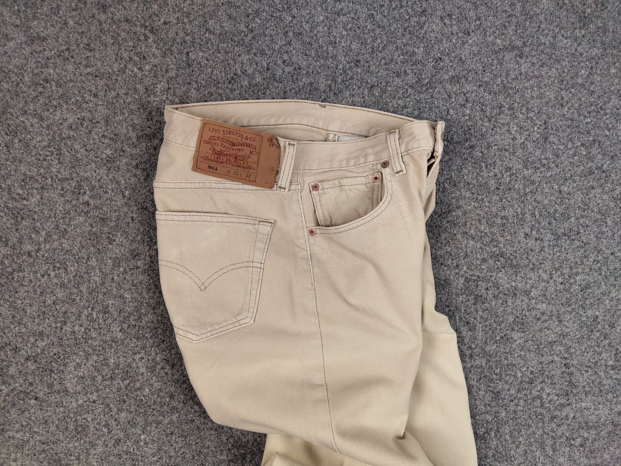 Levi's Vintage 90's levis 501 Beige faded Denim Jeans made in usa Size US 31 - 17 Thumbnail