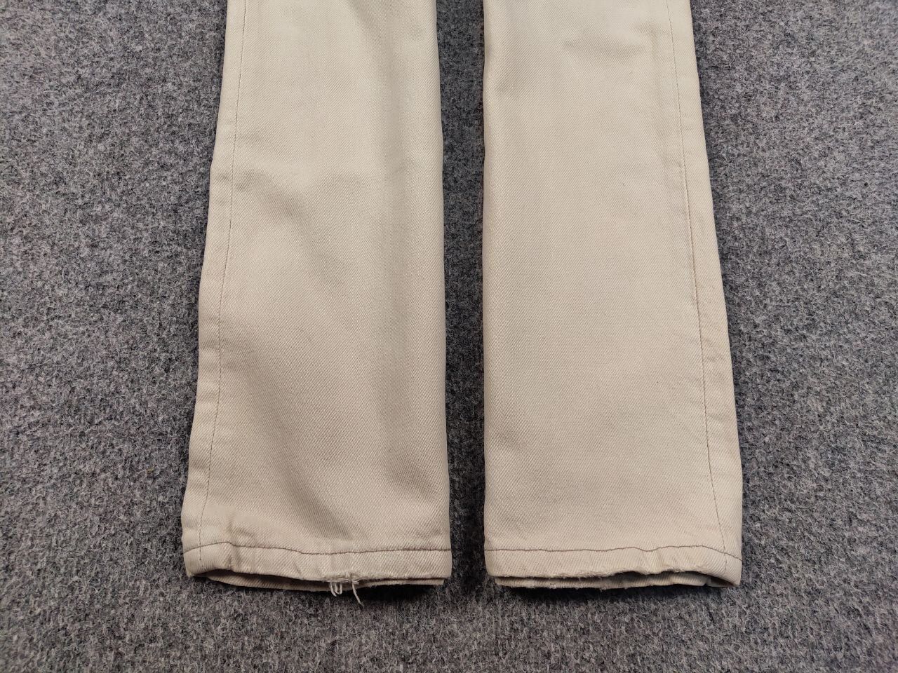 Levi's Vintage 90's levis 501 Beige faded Denim Jeans made in usa Size US 31 - 8 Thumbnail