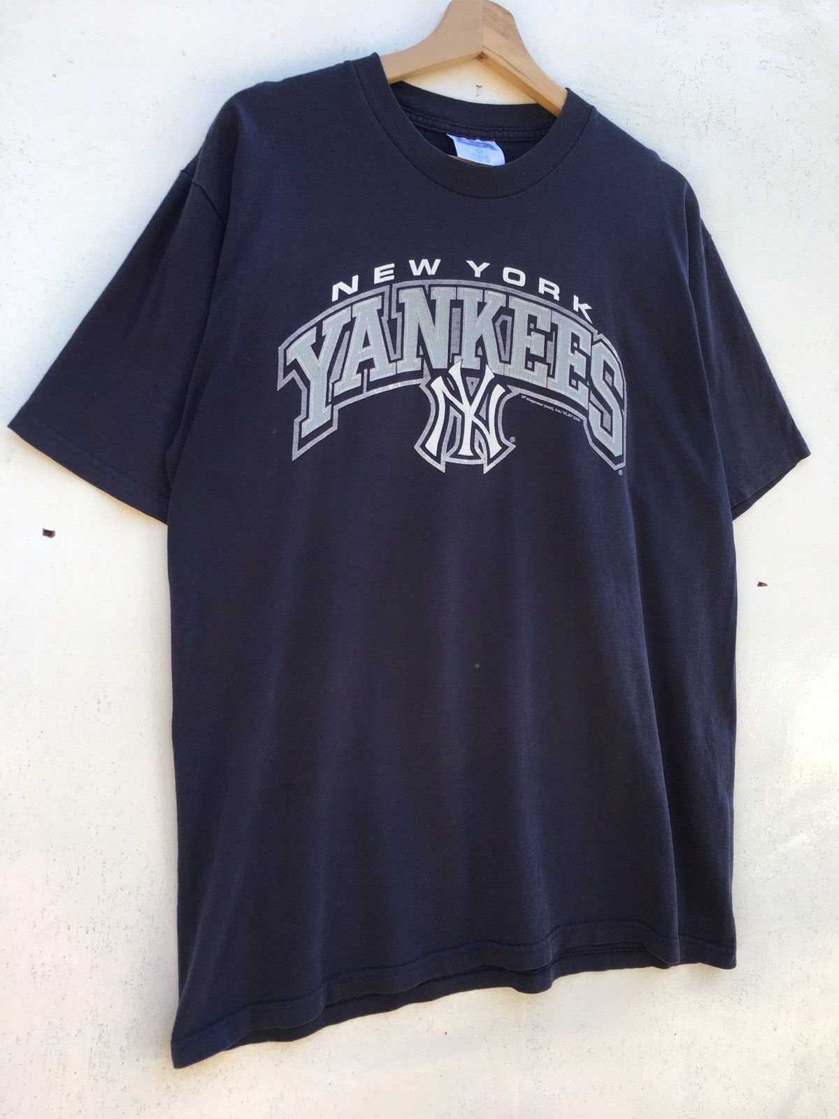 New York Yankees Vintage New York Yankees Big Logo Tshirt Size US L / EU 52-54 / 3 - 4 Thumbnail