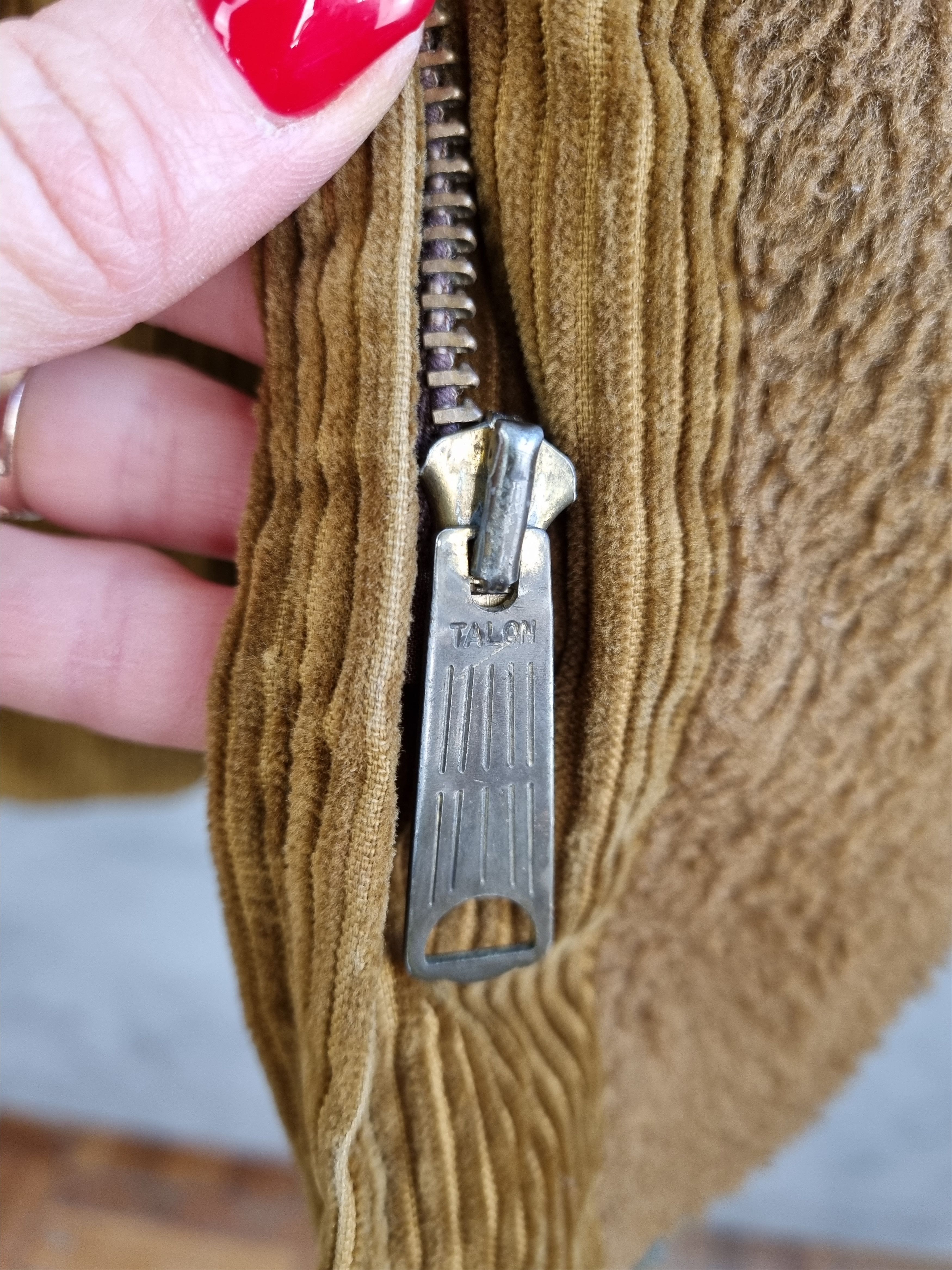 Cowboy Equipment × Vintage 70s Mo-Jac Corduroy Cowboy Heavy Vintage Jacket Size US S / EU 44-46 / 1 - 9 Thumbnail