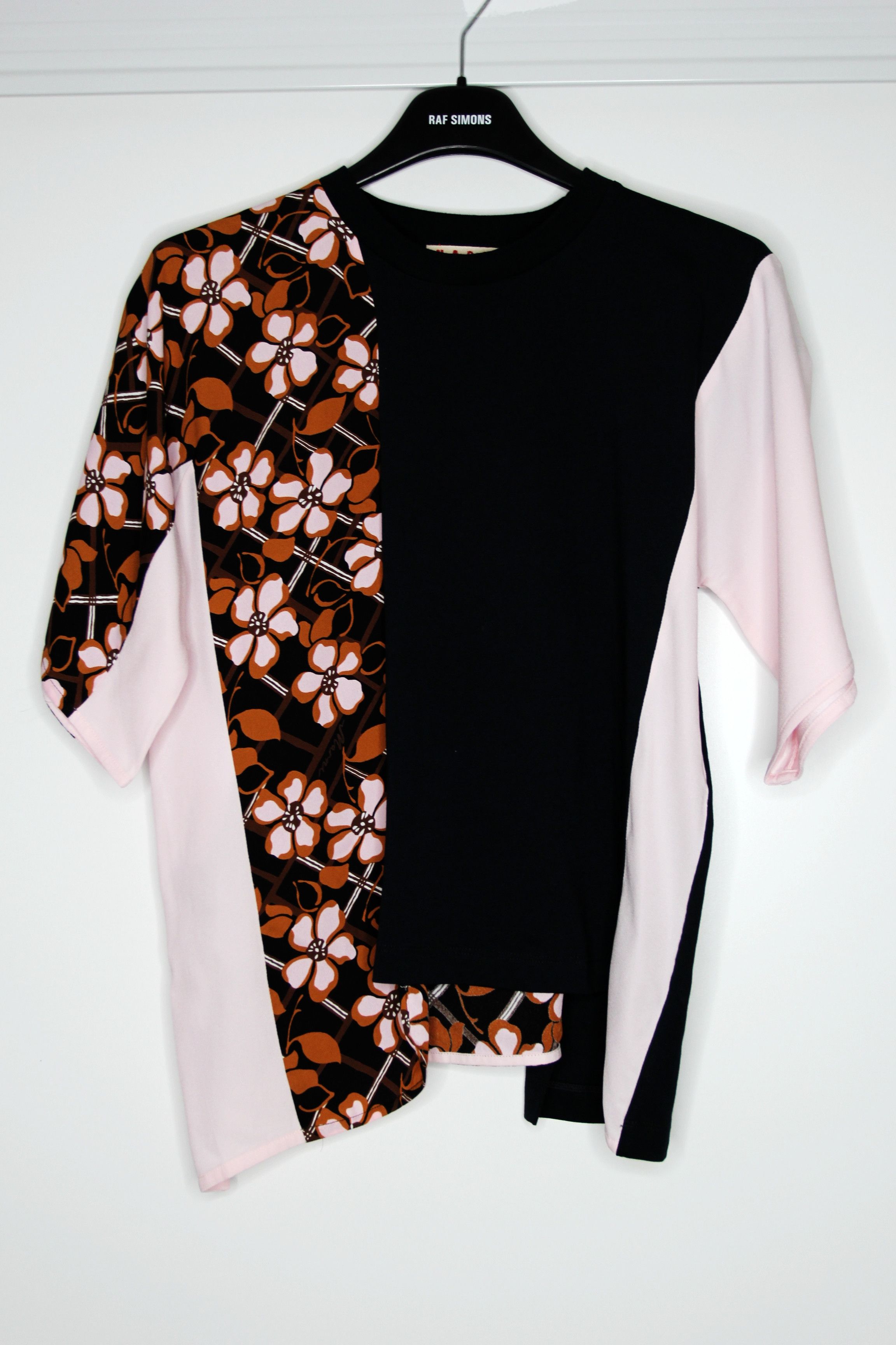 Marni BNWT AW21 MARNI PANELLED FLORAL PRINT TSHIRT 42 Size US M / EU 48-50 / 2 - 2 Thumbnail