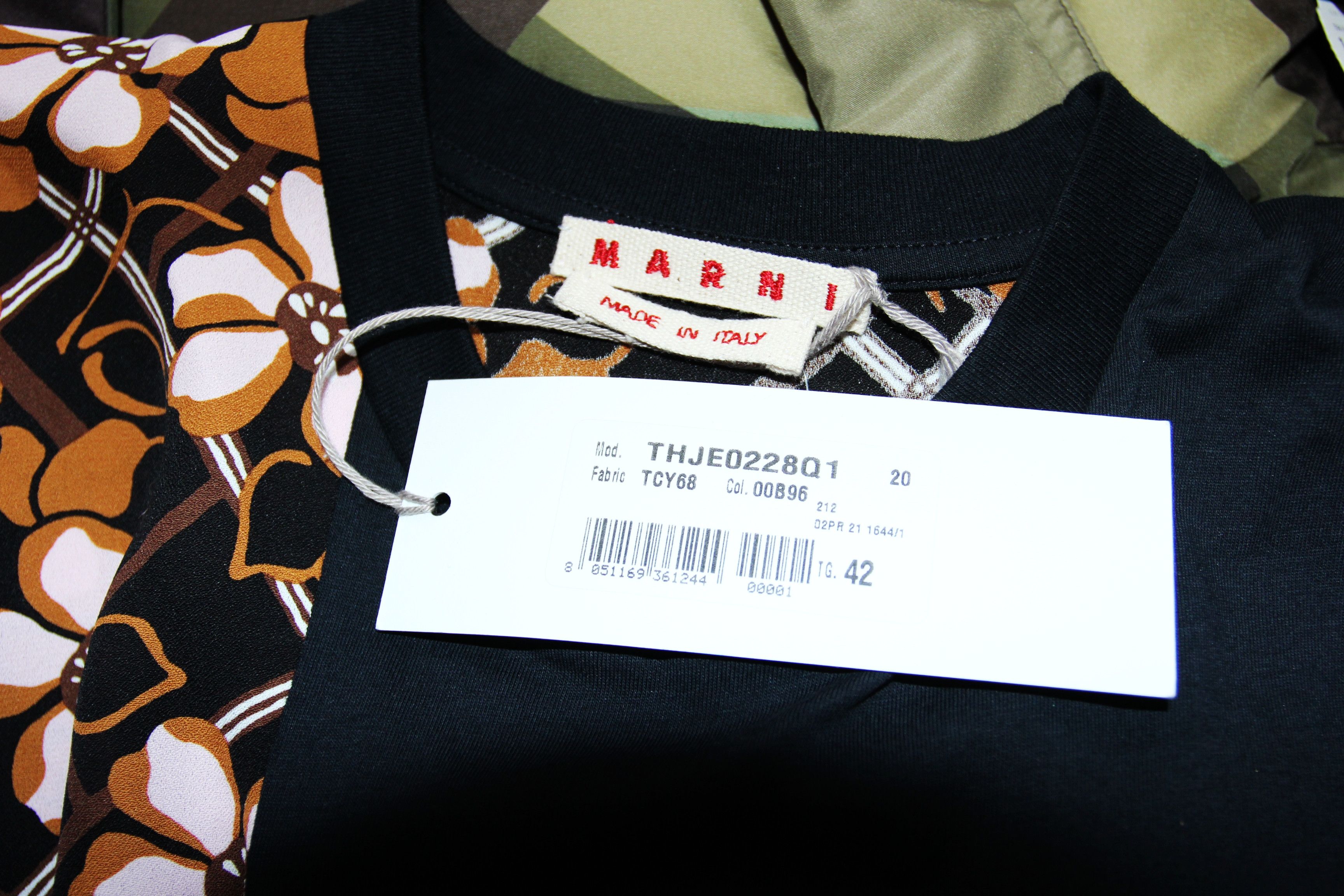 Marni BNWT AW21 MARNI PANELLED FLORAL PRINT TSHIRT 42 Size US M / EU 48-50 / 2 - 9 Thumbnail