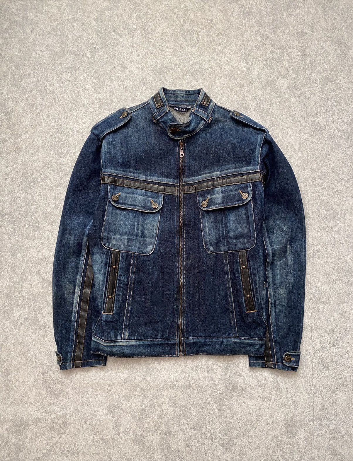 Japanese Brand Vintage Archival Distressed Denim Jacket Size US L / EU 52-54 / 3 - 4 Thumbnail
