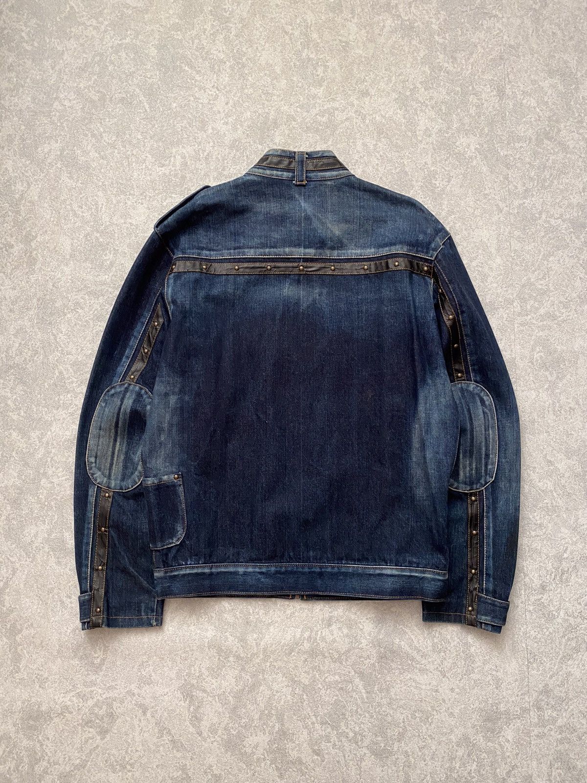 Japanese Brand Vintage Archival Distressed Denim Jacket Size US L / EU 52-54 / 3 - 7 Thumbnail