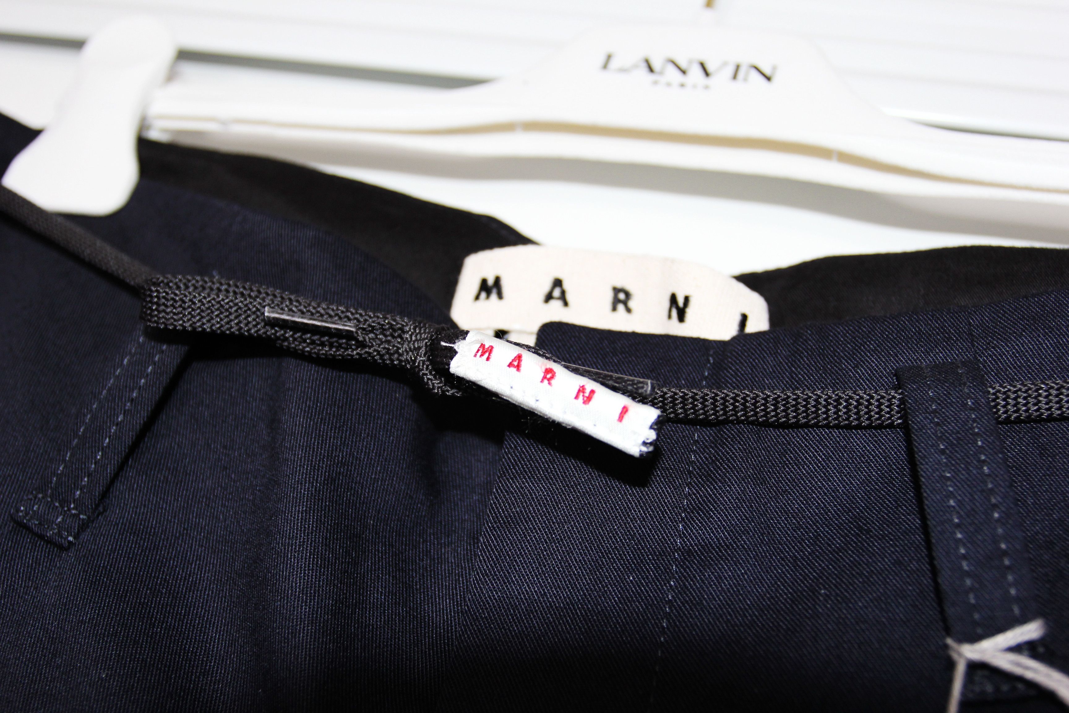 Marni BNWT SS21 MARNI LOGO PRINT LACE TIED WAIST SHORTS 50 Size US 34 / EU 50 - 9 Thumbnail