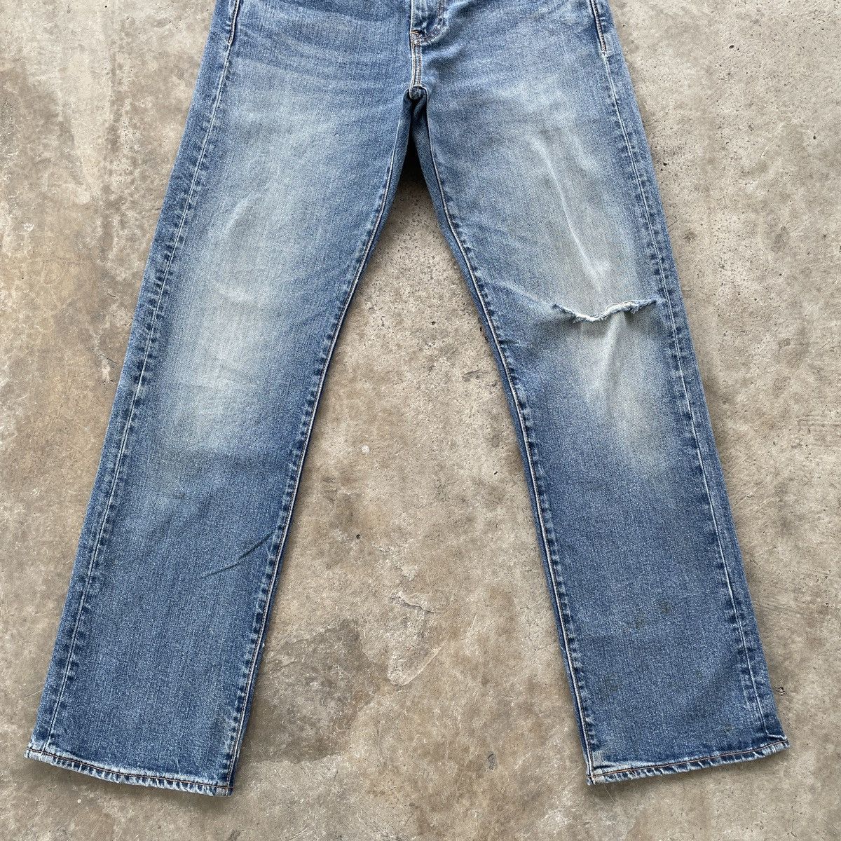 Levi's Vintage Clothing W30x31🔥 Levi’s 569 Faded Denim Jeans Pants Distressed Size US 30 / EU 46 - 4 Thumbnail