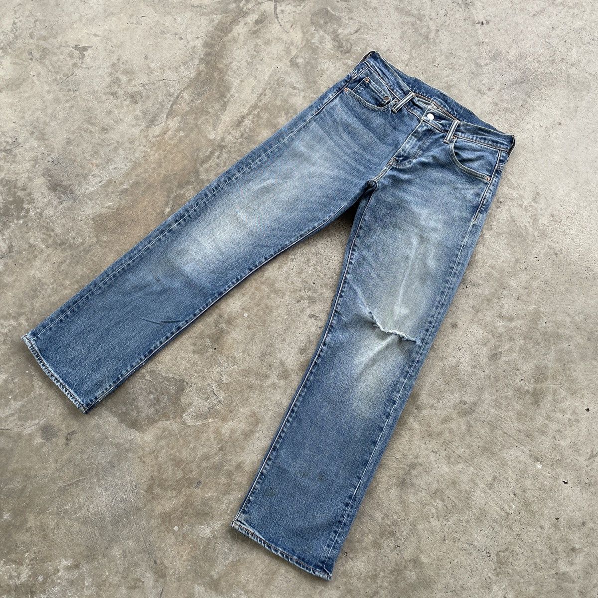 Levi's Vintage Clothing W30x31🔥 Levi’s 569 Faded Denim Jeans Pants Distressed Size US 30 / EU 46 - 2 Thumbnail
