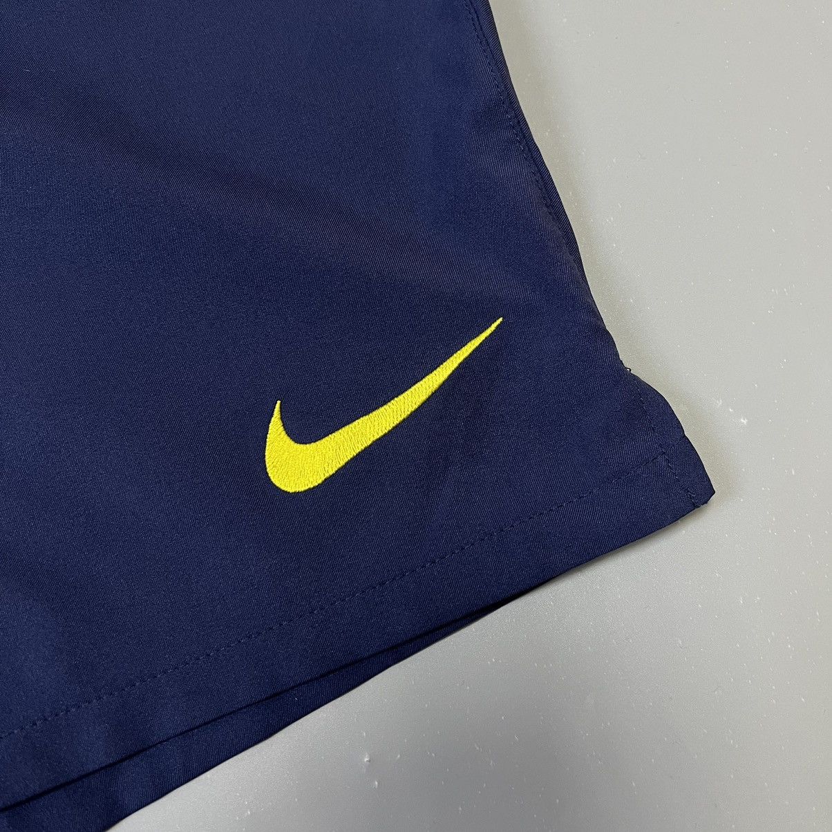 Nike Nike F.C Barcelona Dri Fit men’s shorts y2k navy Size US 32 / EU 48 - 5 Thumbnail