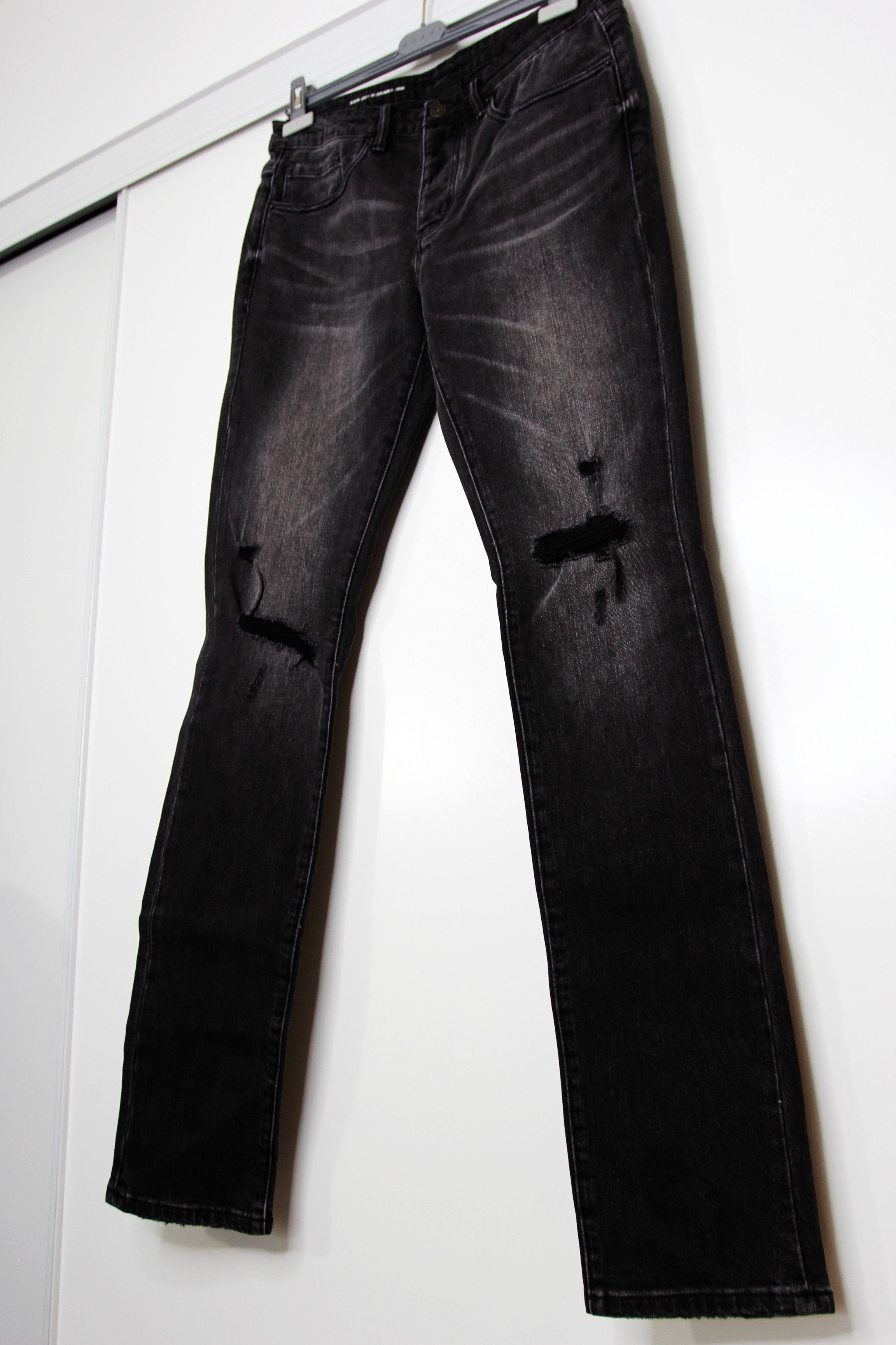 Other BNWT AW20 SIX WEEK RESIDENCY DISTRESSED FADED JEANS 30 Size US 30 / EU 46 - 5 Thumbnail