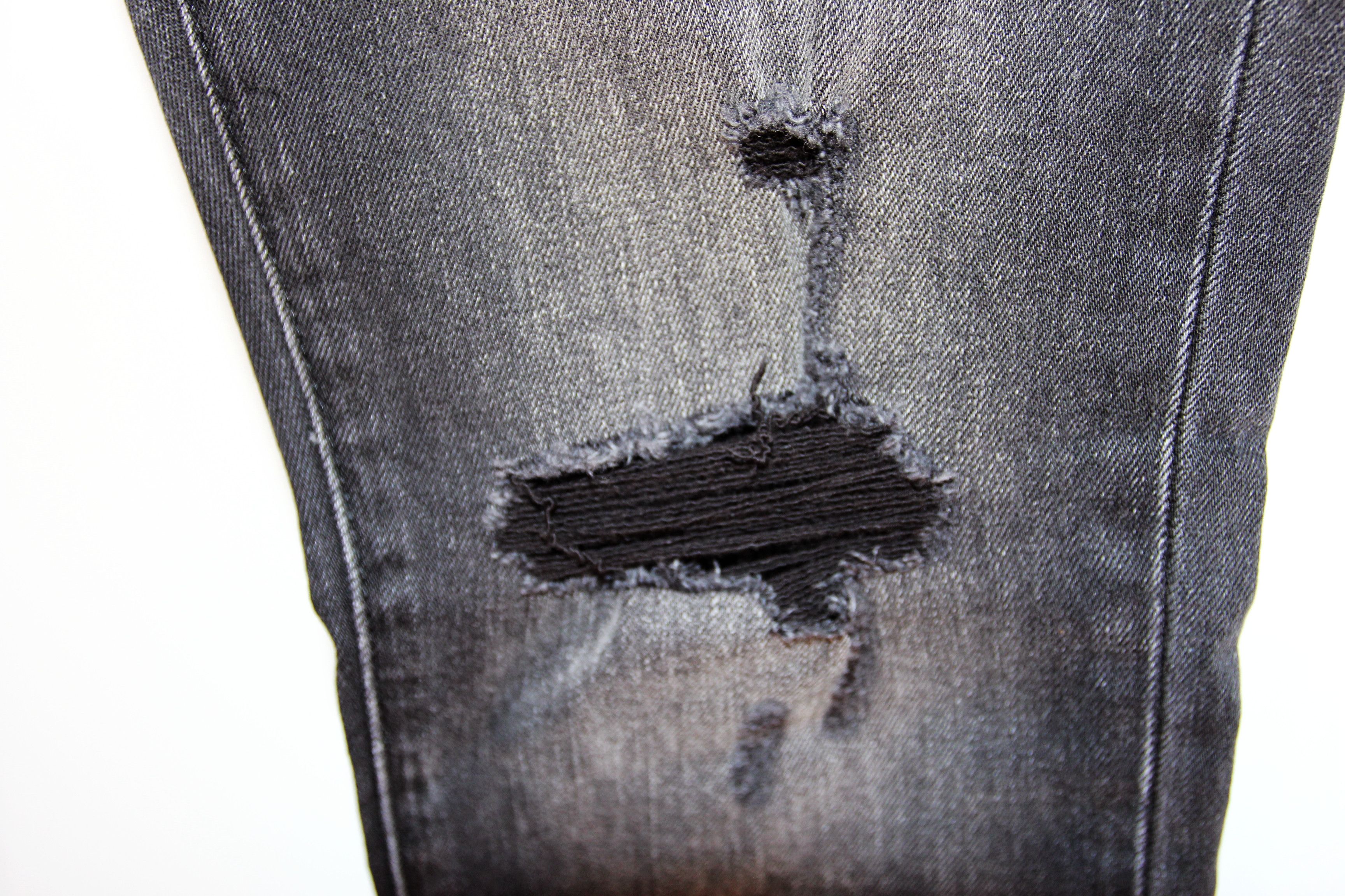 Other BNWT AW20 SIX WEEK RESIDENCY DISTRESSED FADED JEANS 30 Size US 30 / EU 46 - 4 Thumbnail