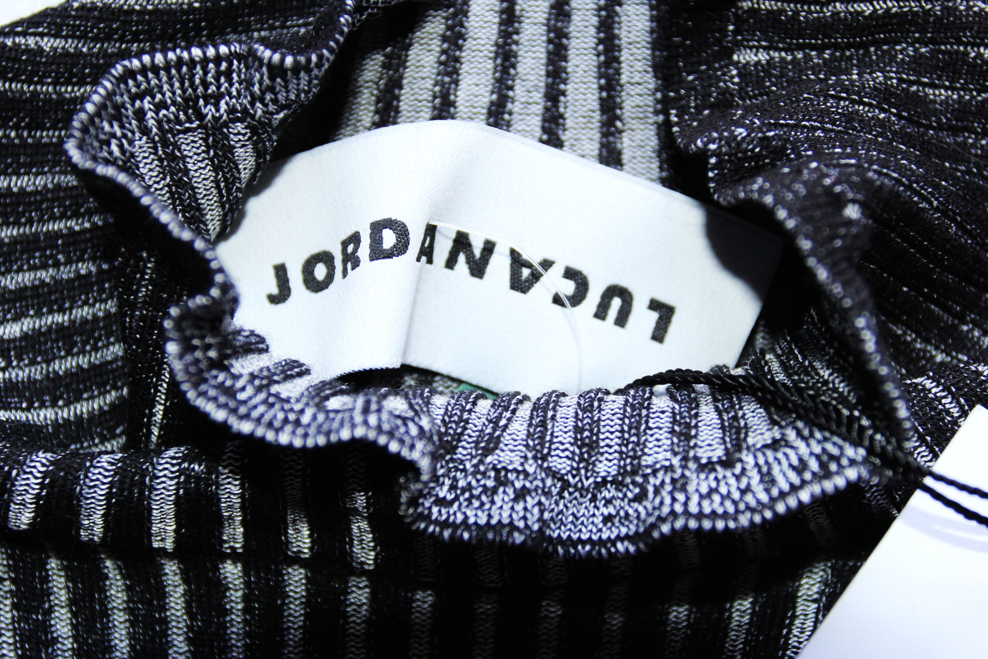 JordanLuca BNWT AW20 JORDANLUCA RIBBED RECYCLED CASHMERE SWEATER L Size US L / EU 52-54 / 3 - 10 Thumbnail