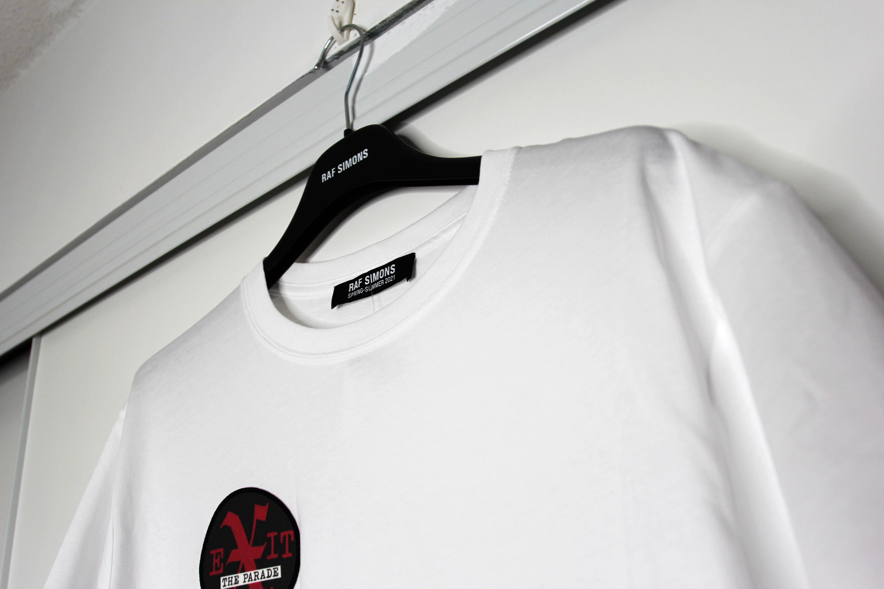 Raf Simons BNWT SS21 RAF SIMONS EXIT THE PARADE TSHIRT M Size US M / EU 48-50 / 2 - 4 Thumbnail