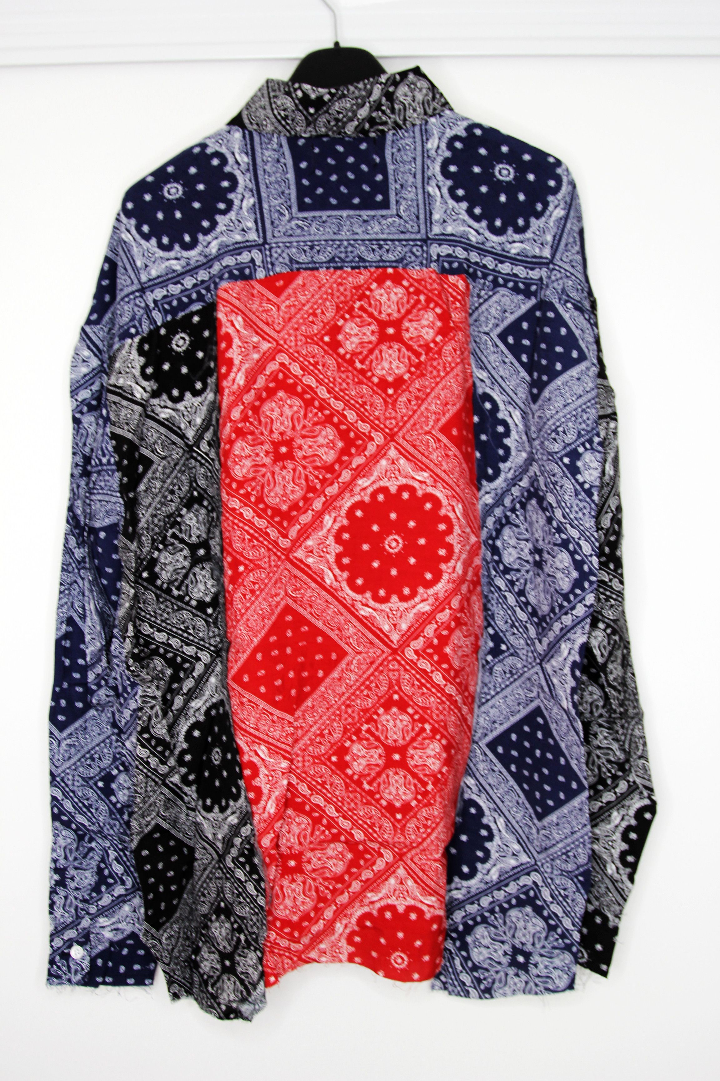 Other BNWT SS20 EDEN XXX BANDANA PATCHWORK SHIRT BLACK RED BLUE Size US M / EU 48-50 / 2 - 2 Thumbnail