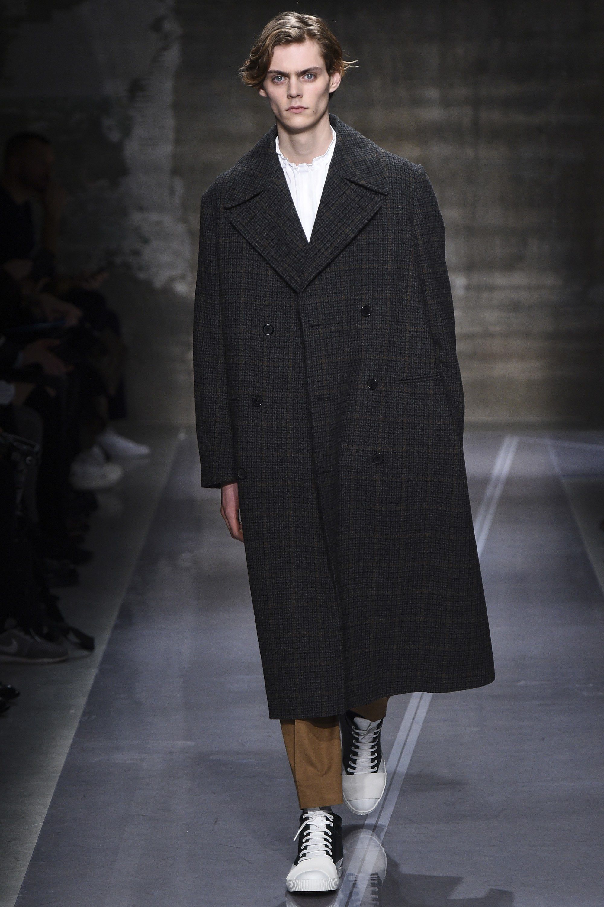 Marni AW16 MARNI ASYMMETRICAL COAT 48 Size US M / EU 48-50 / 2 - 1 Thumbnail