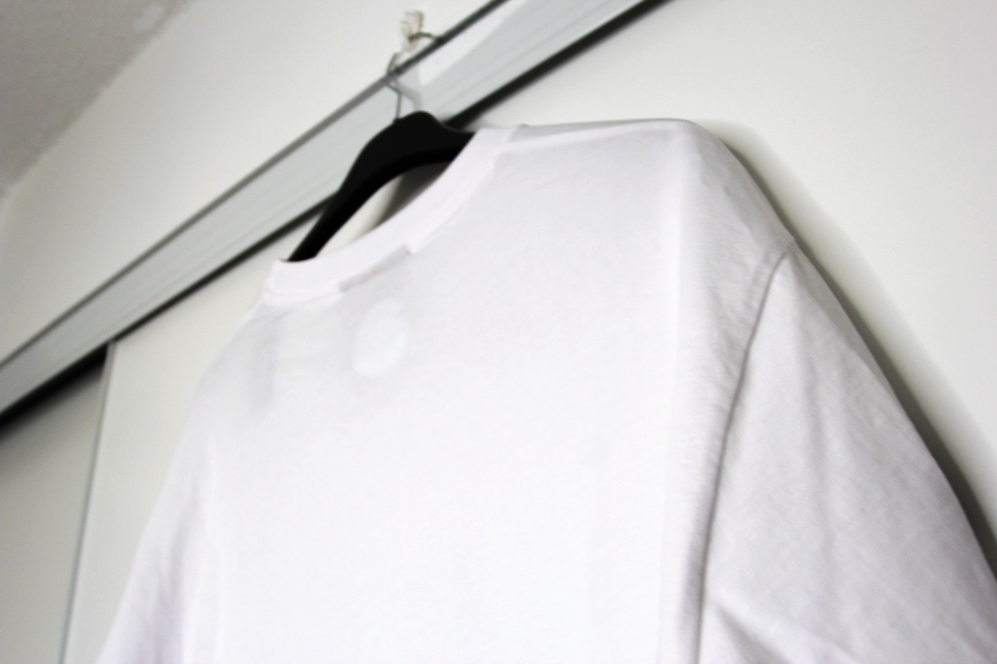Other BNWT AW21 REVENANT RVNT "CONFASHION" TSHIRT L Size US L / EU 52-54 / 3 - 6 Thumbnail