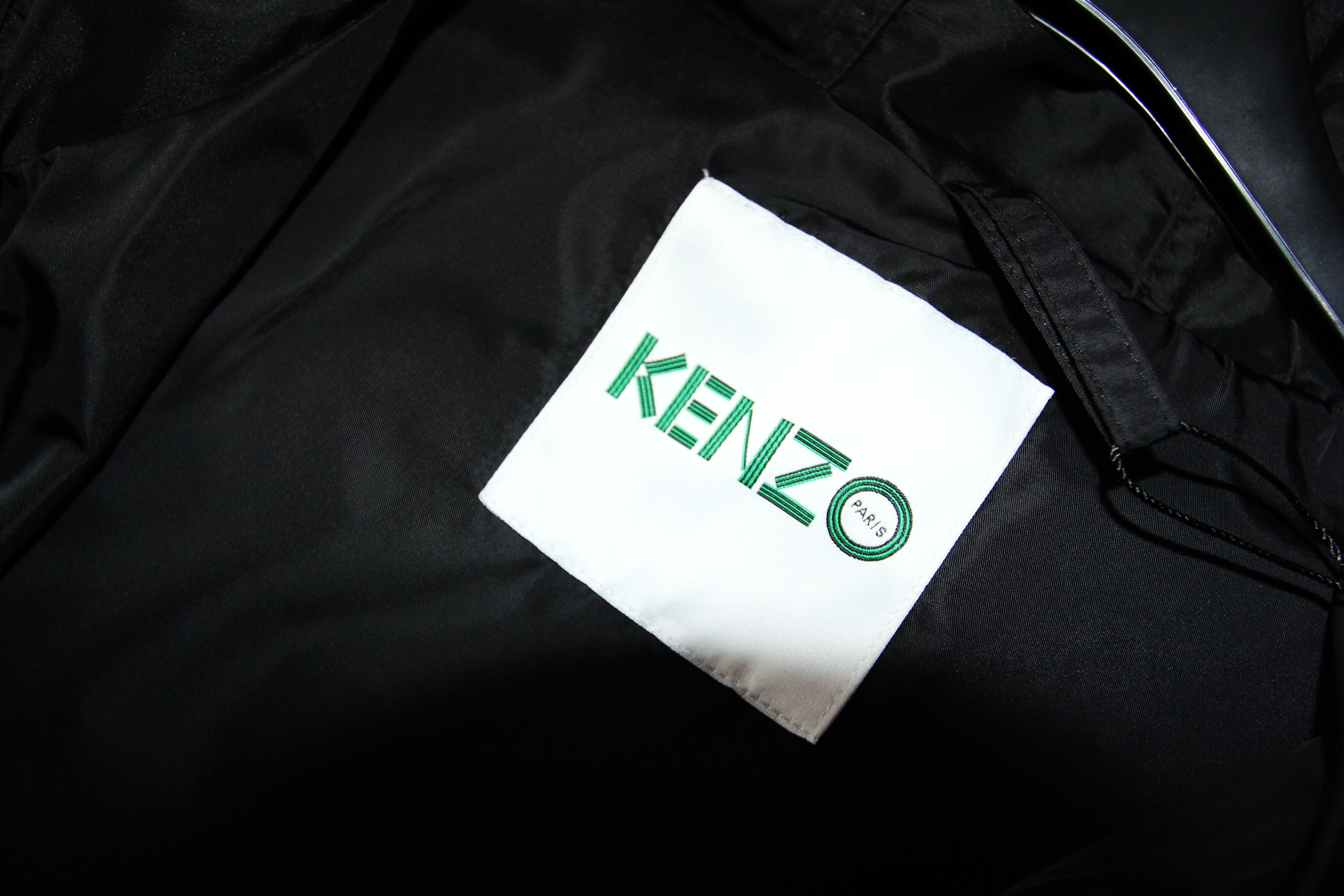 Kenzo BNWT SS19 KENZO PACKABLE HOOD RAINCOAT M Size US M / EU 48-50 / 2 - 12 Thumbnail