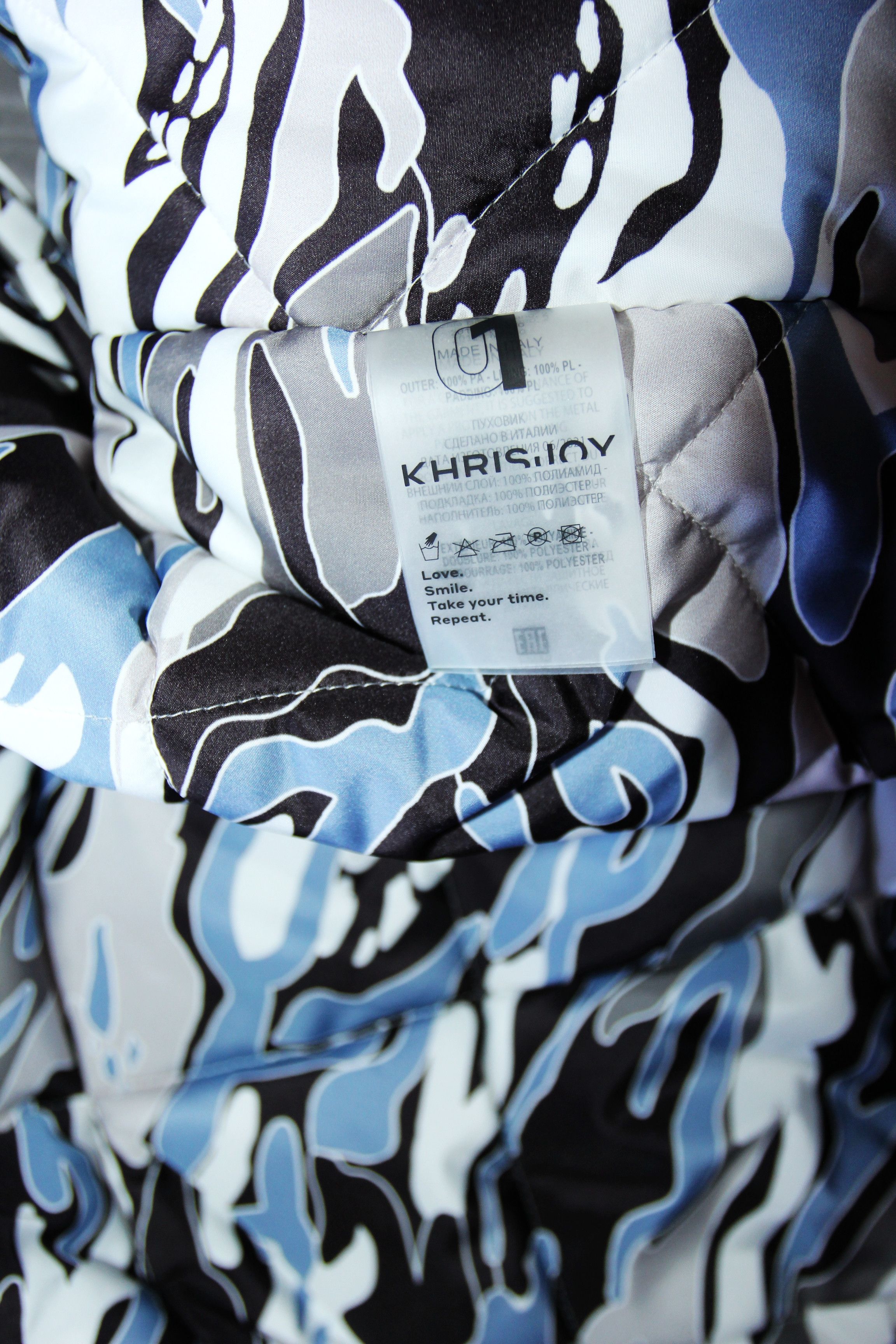 Khrisjoy BNWT AW21 KHRISJOY SATIN OVERSIZED BOMBER JACKET 1 Size US S / EU 44-46 / 1 - 11 Thumbnail