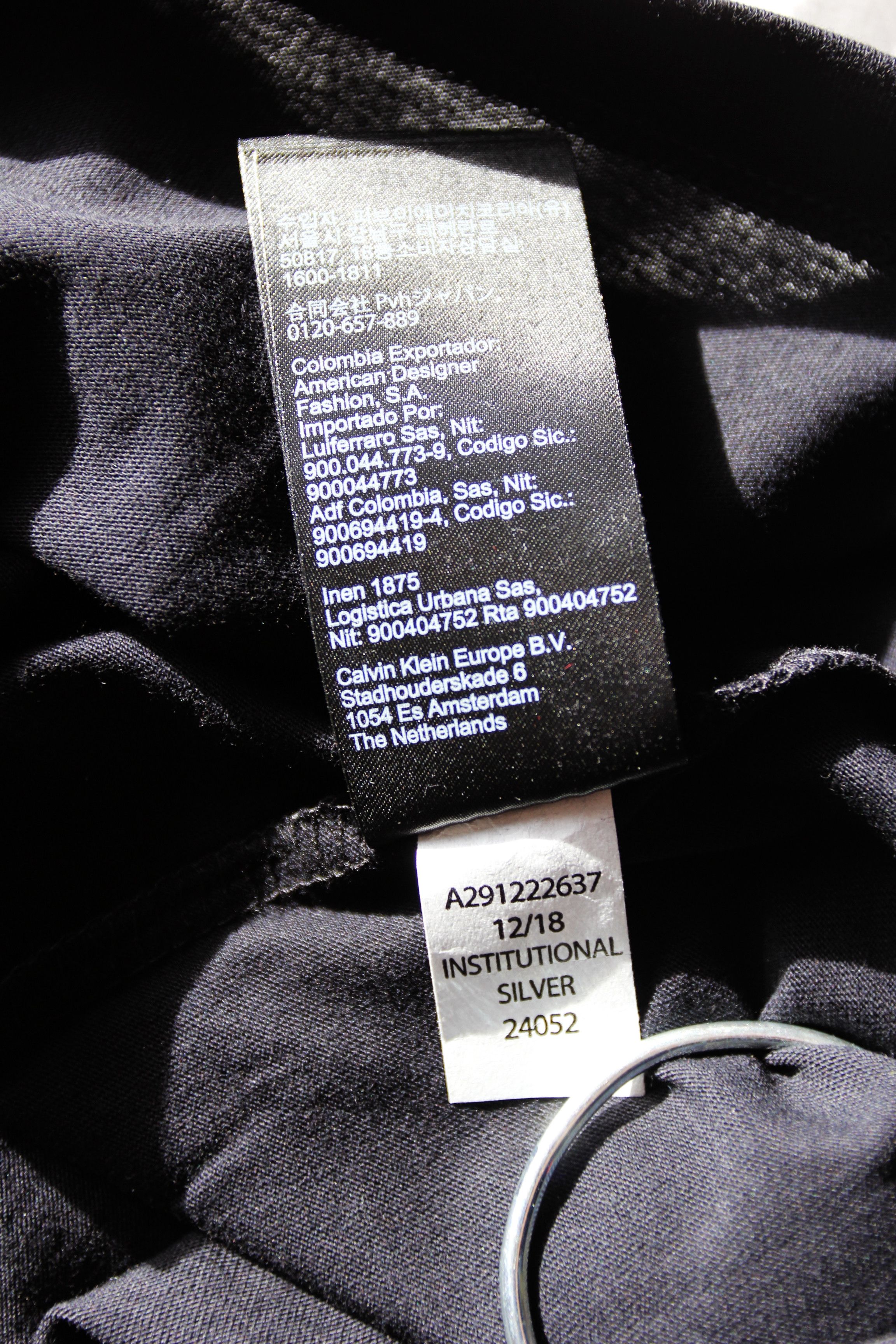 Calvin Klein BNWT SS19 CALVIN KLEIN JEANS SILVER LOGO T-SHIRT L Size US L / EU 52-54 / 3 - 11 Thumbnail